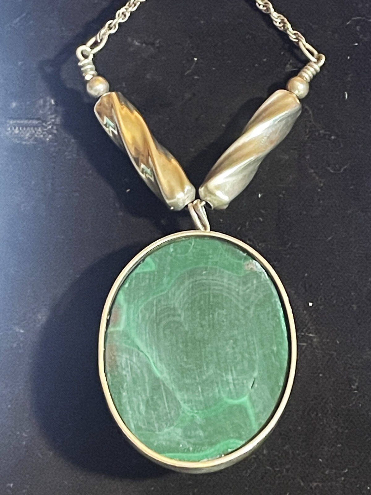 vintage Sterling Silver Large Malachite pendant necklace 20 inches 39 mm x 31 m