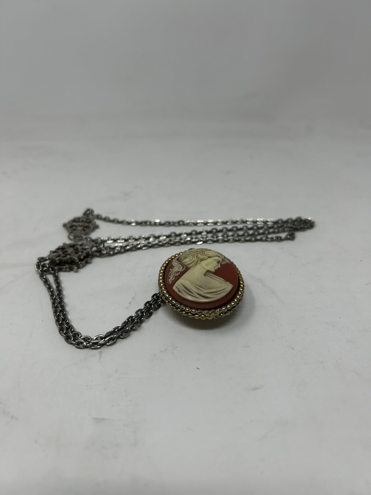 Vintage Baroness Manual Wind Pendant Watch Necklace Untested