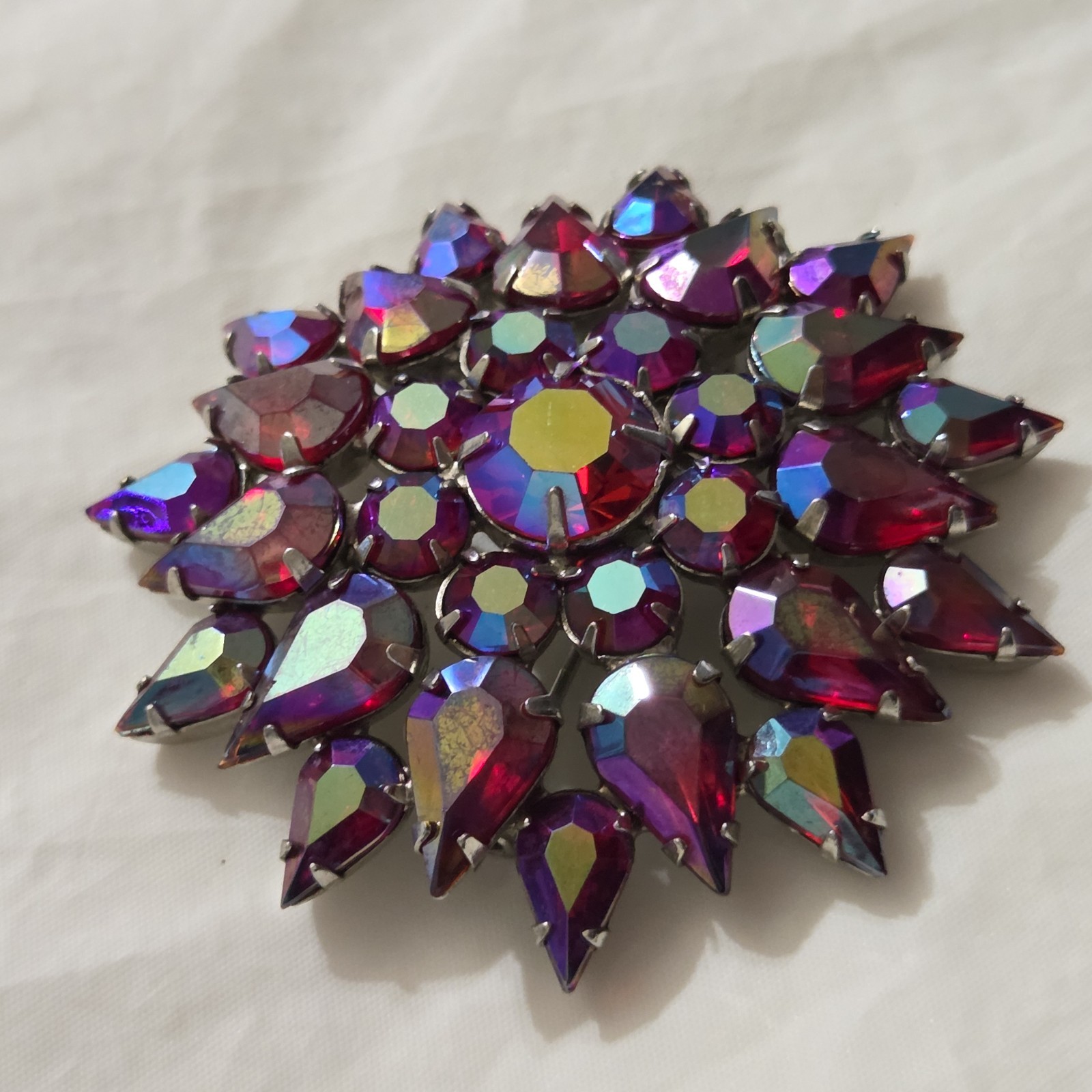 Vintage Juliana D&E Large Red Iridescent AB Rhinestones Brooch Pin 3″