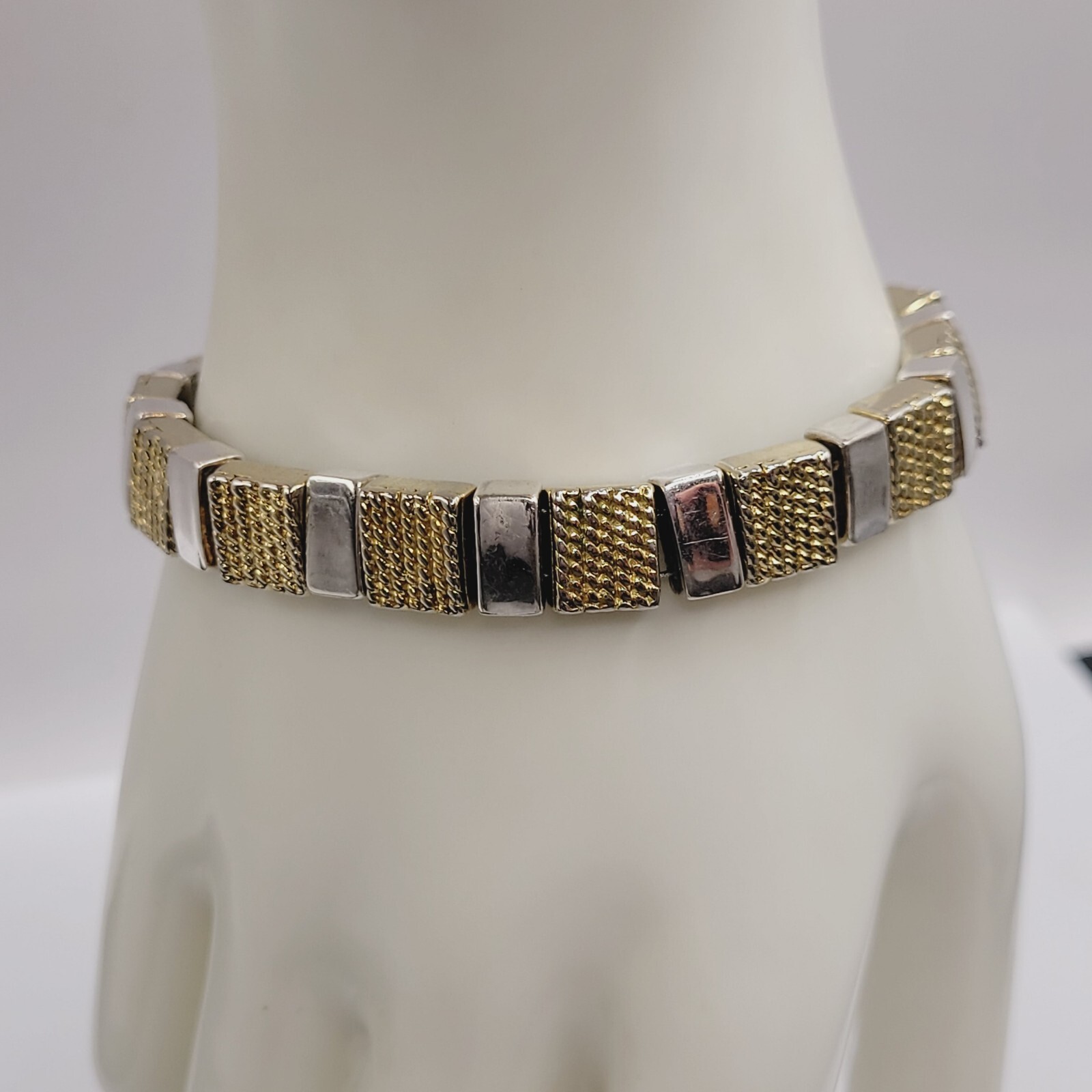 Napier Vintage Textured Gold & Polished Silver Tone Link Bracelet 7.25 In Signed