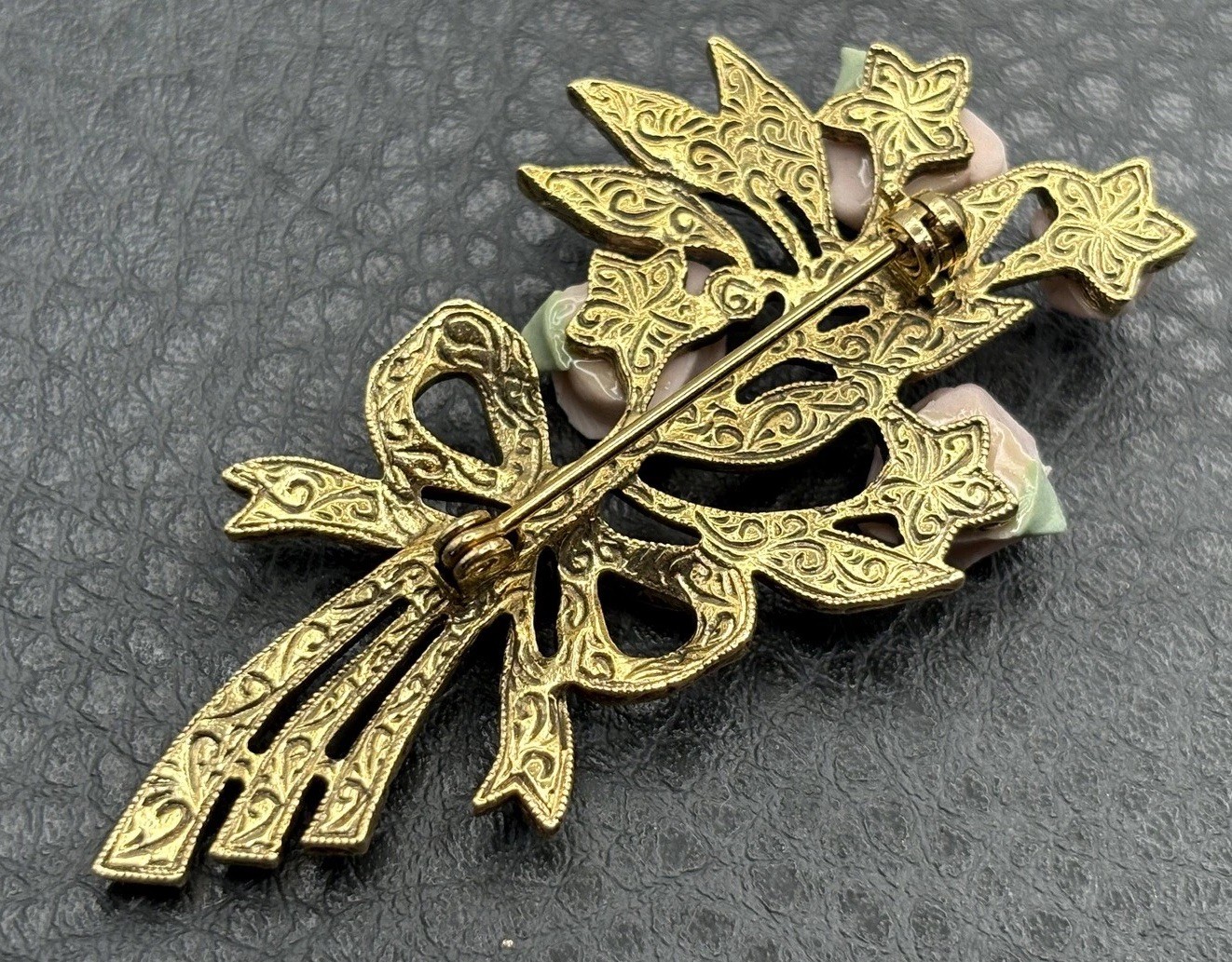 Vintage 1928 Brand Gold Tone Floral Bouquet Brooch Pin Pink Porcelain Roses