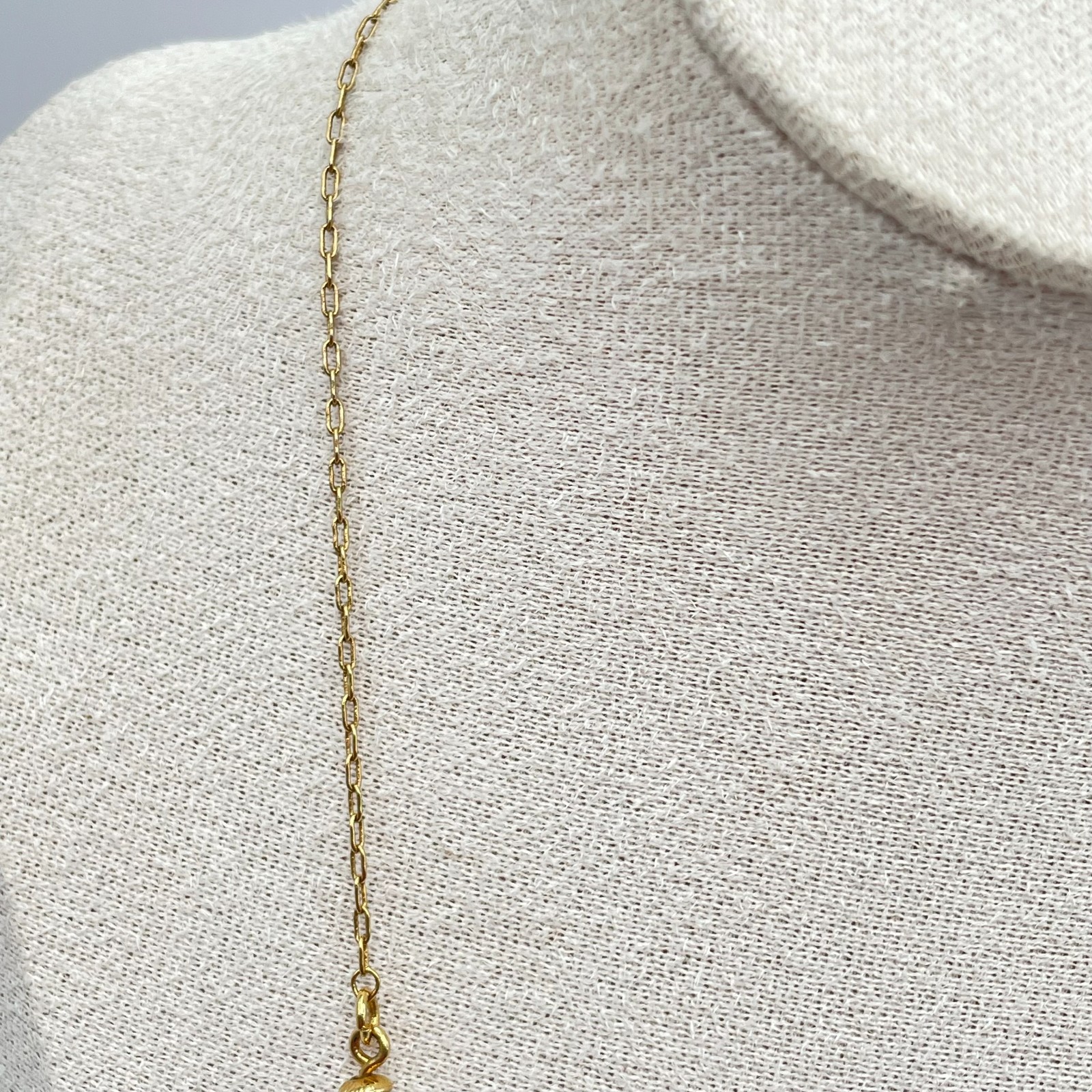 Nina Ricci Gold-Tone Oval Link Chain Spaced Freshwater Pearls Station Necklace