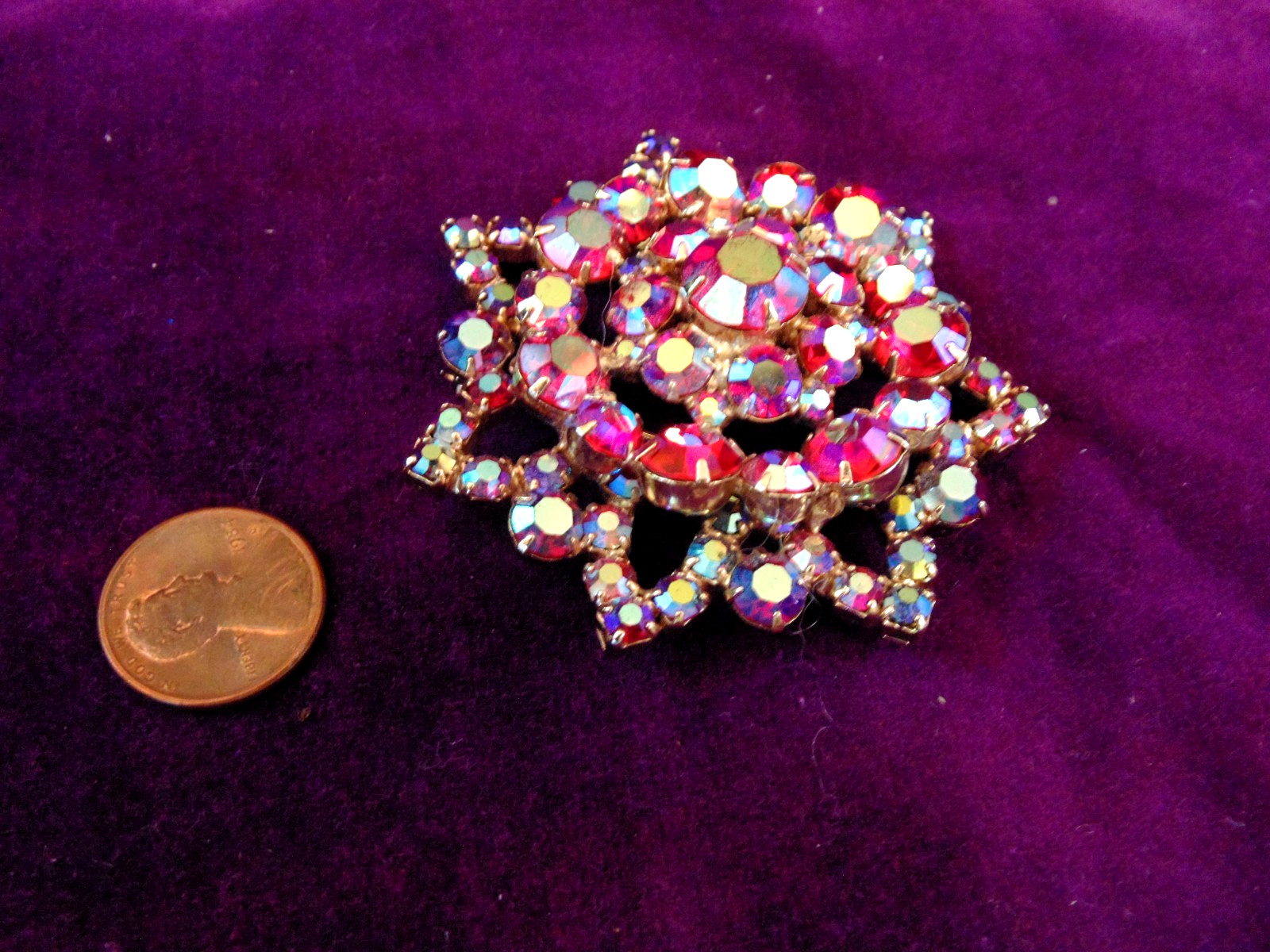 Vtg Juliana D&E Fuchsia Red Aurora Borealis Rhinestone Layered Starburst Brooch