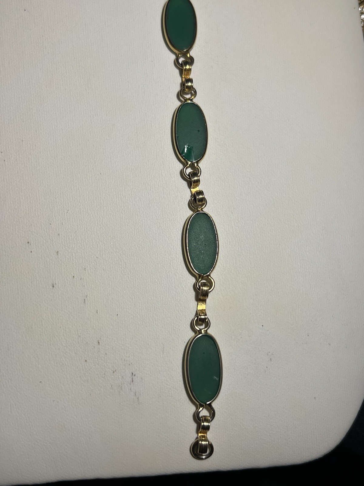 Vintage Polished Green Stone MCM Gold Tone Bracelet Size 6.75