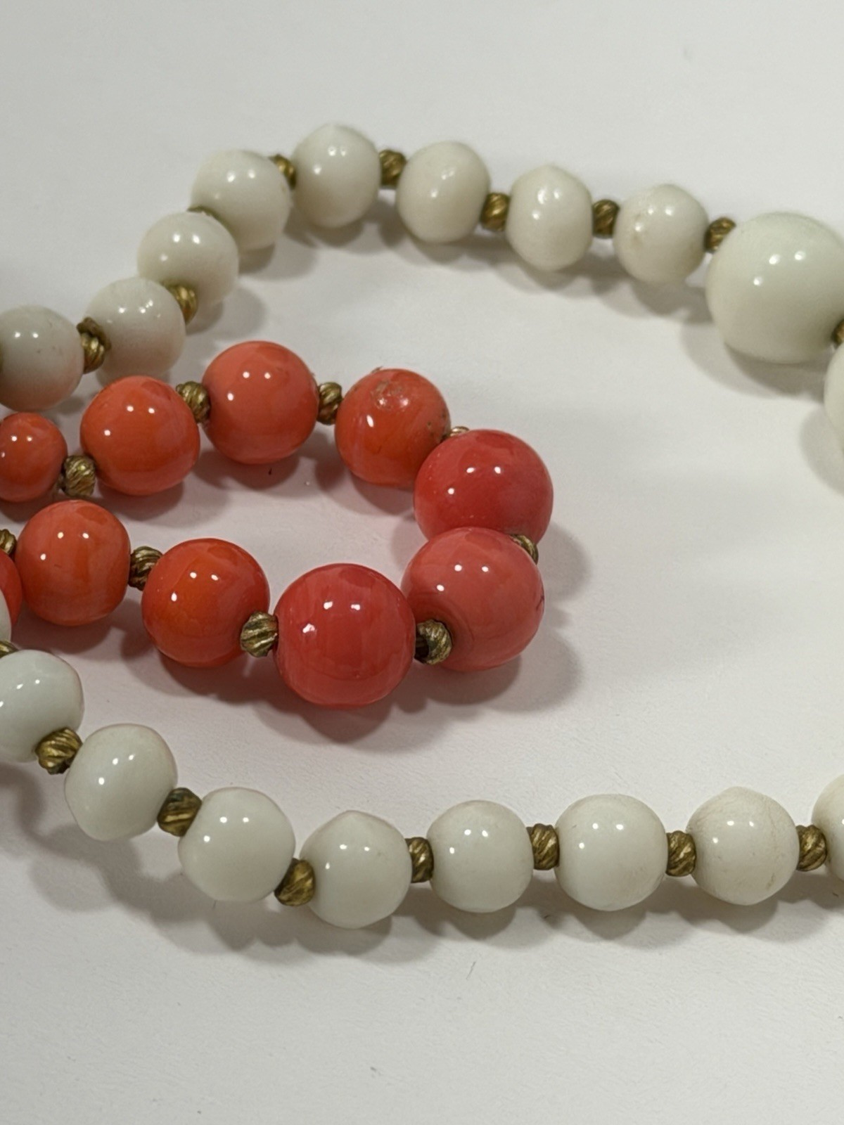 Stunning Antique Natural White & Pink Coral 18” Necklace 34g