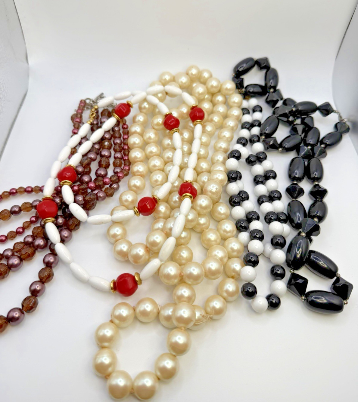 Vintage Beaded Necklace Lot 15pc Mixed Glass Plastic Faux Pearl Statement