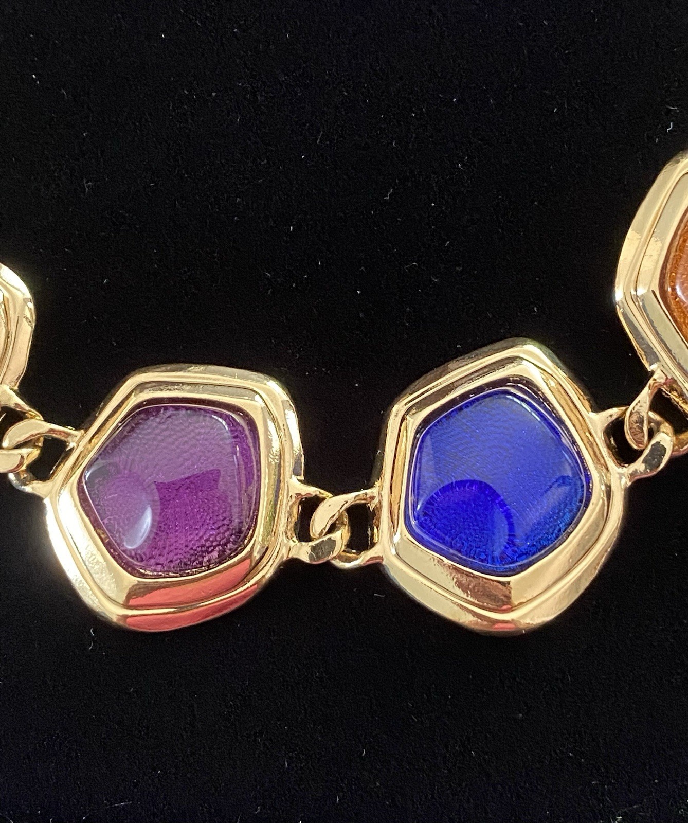 VTG Kenneth Jay Lane For Avon Caprianti Collection Jewel Tones Lucite Bracelet