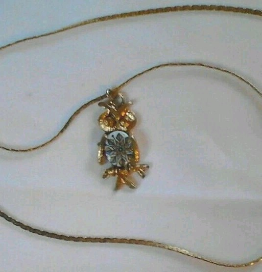 Vtg 1970’s Gold Plate Metal Milfori Flat Bead Owl Pendant Necklace