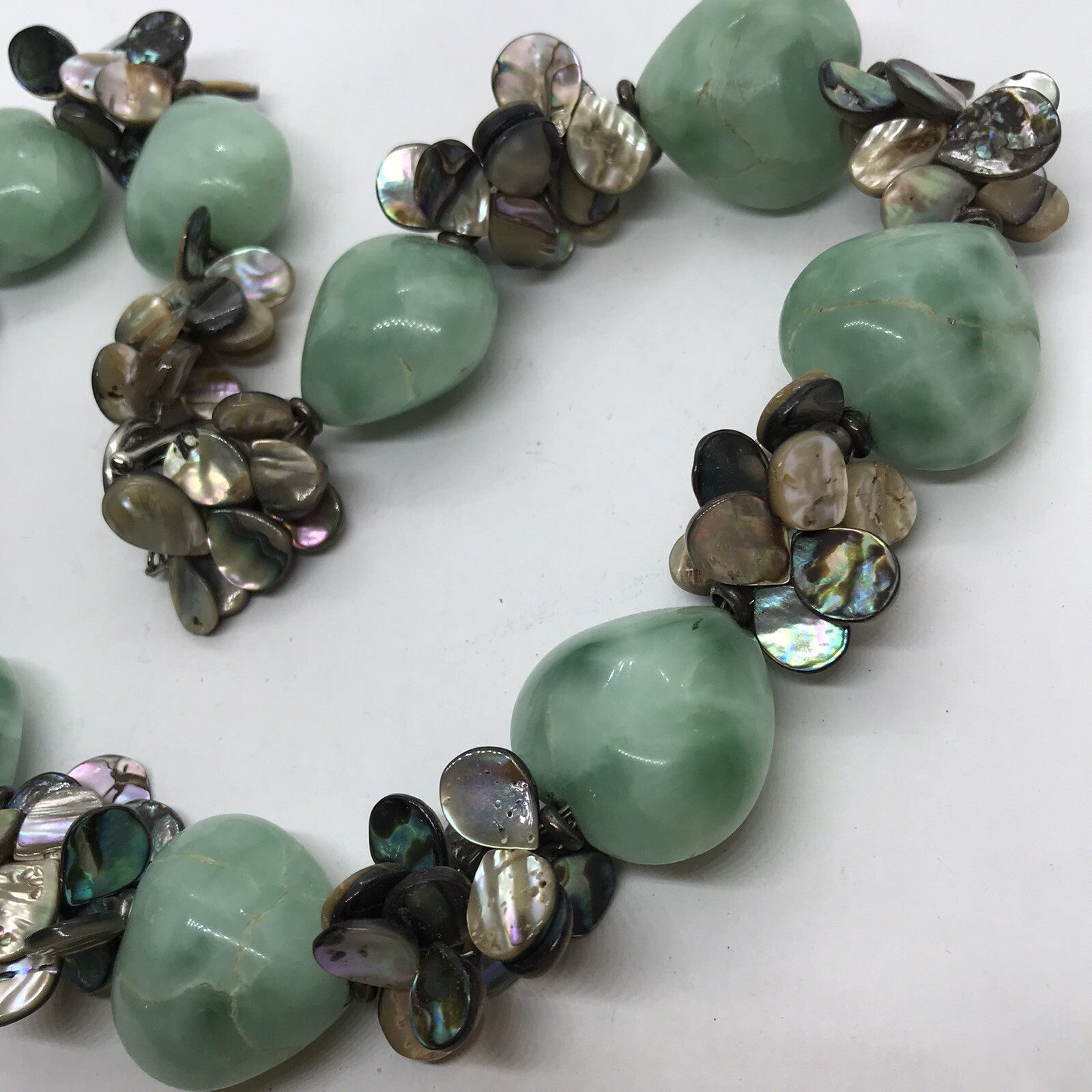 Vintage Necklace Polished Stone heart shaped Abalone Shell chunky Boho 90s