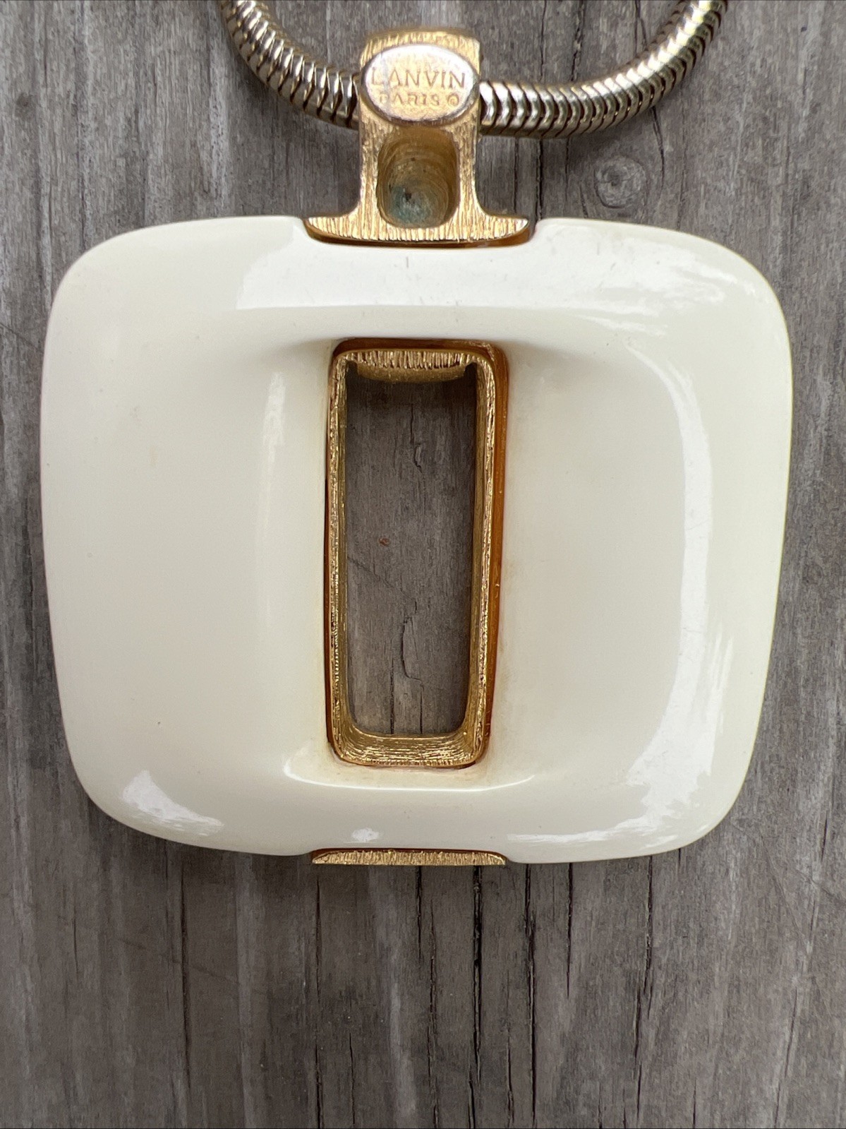 Vintage LANVIN IVORY KEYHOLE PENDANT NECKLACE