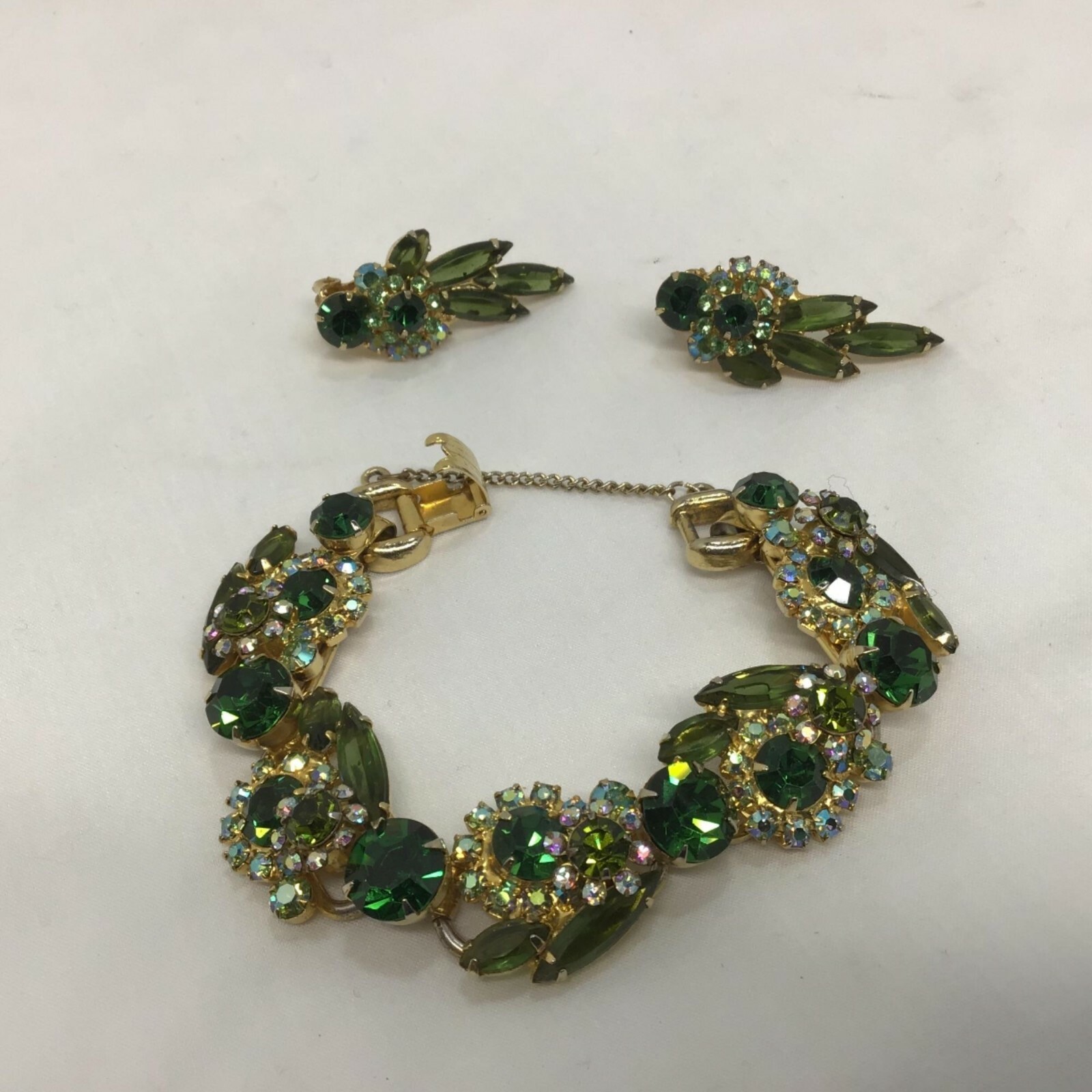 Juliana D&E Vtg 1950s Emerald Green Rhinestone Bracelet & Earrings Set