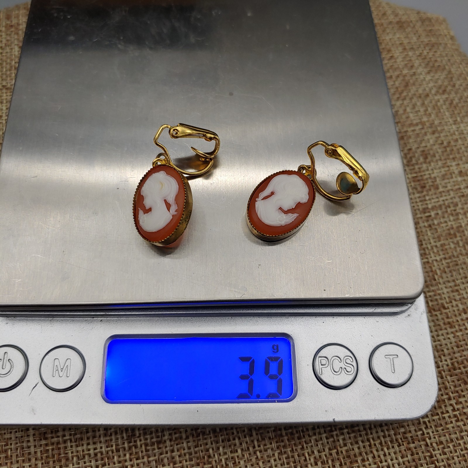 Vintage Earrings Cameo Gold tone Clip-on Non Magnetic Metal Not Tested