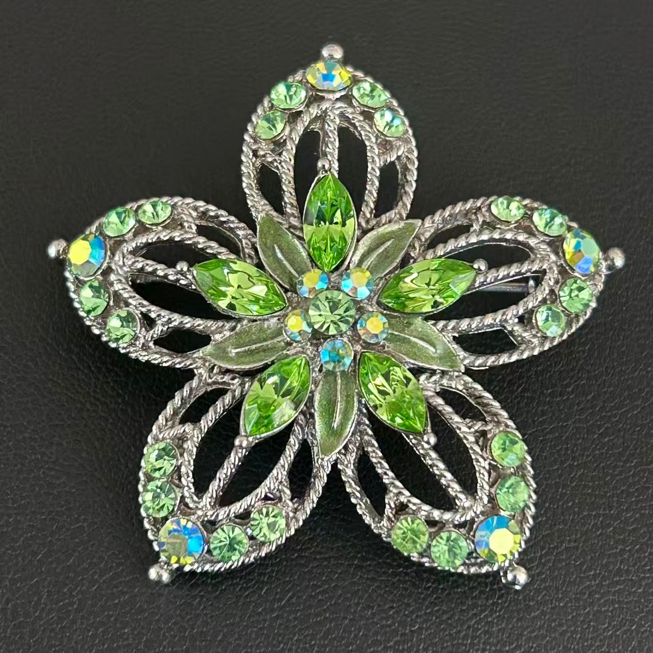 Vintage 1980s Convertible Green Rhinestone Flower Brooch Pendant Silver Tone