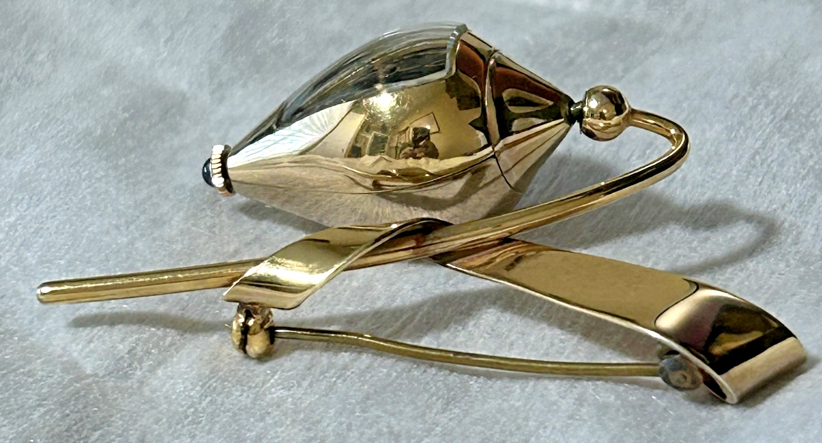 Vintage Gold Stylish Manual “CORD” Brooch Watch Blue Jewel Crown WORKING