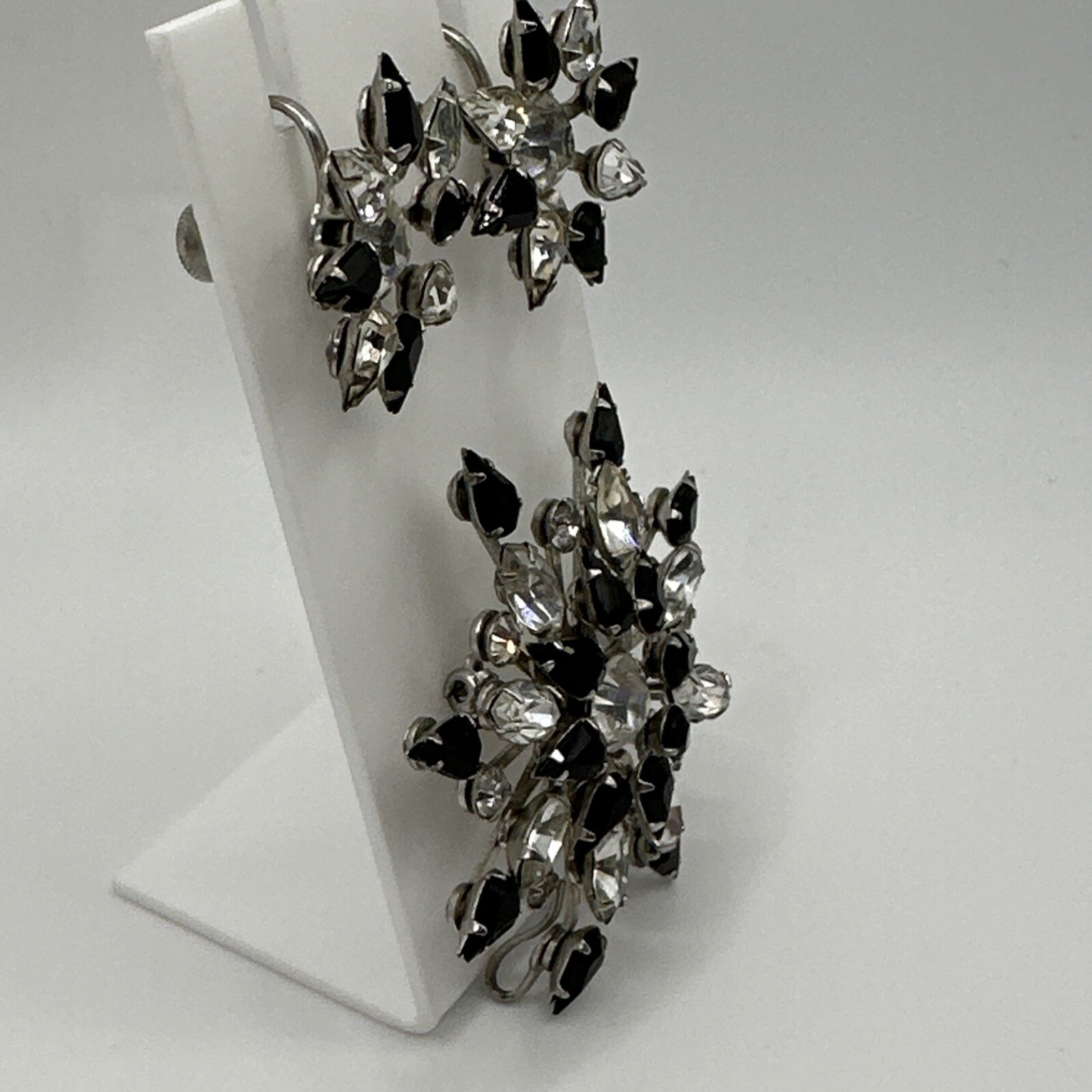 Vintage Black & Clear Crystal Starburst Brooch Pendant & Screwback Earrings Set