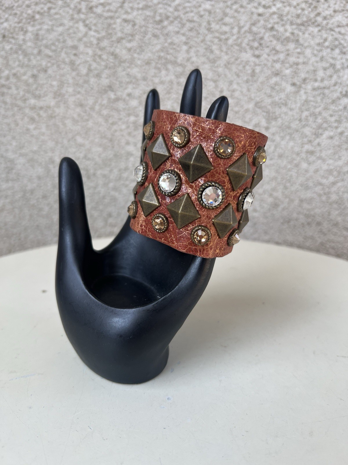 Vtg Cuff Bracelet Leather Rustic Rhinestone Metal S/M Streets Ahead
