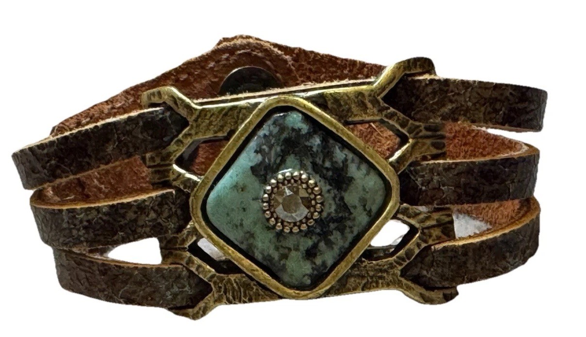 Bracelet LeatherRock Textured Band Turquoise Stone Rhinestone Brass Accents M&W.