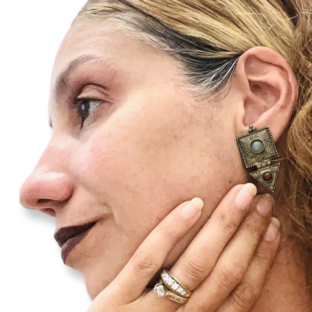 Robert Rose Vintage 90s Retro Earrings Clip On Gothic,grunge Drop Blue Cabochon
