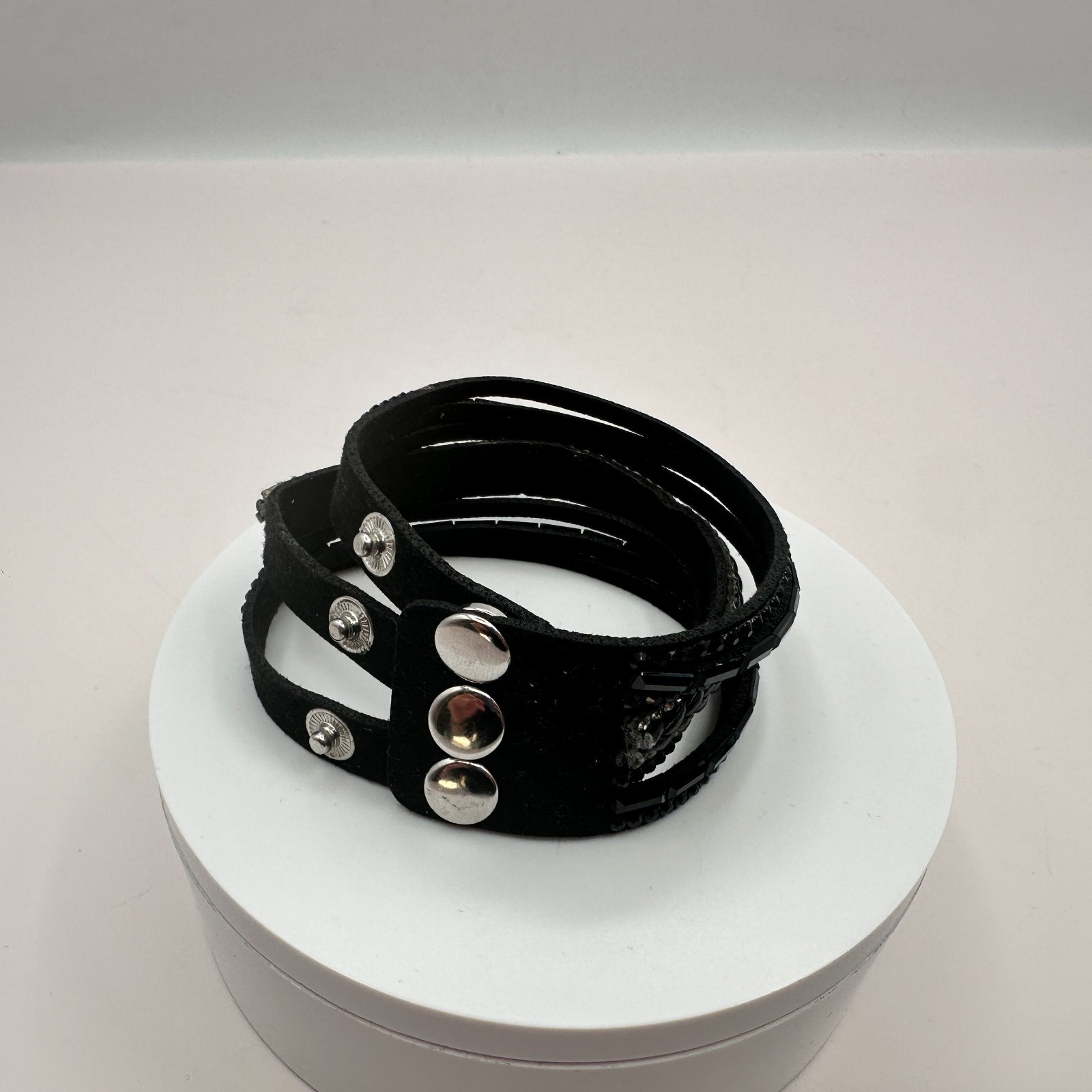 Vintage Y2K Black Leather Glass Rhinestone Wrap Bracelet Silver Tone Jewelry