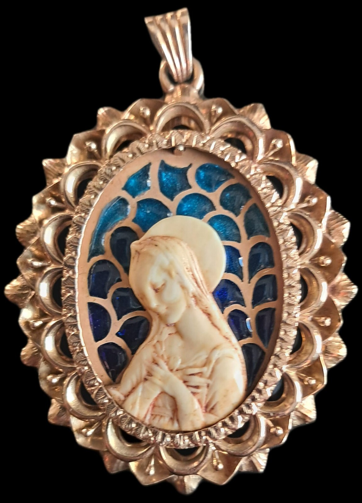 Fine Antique Art Nouveau 18K Gold Plique a Jour Virgin Mary Pendant Ca 1900
