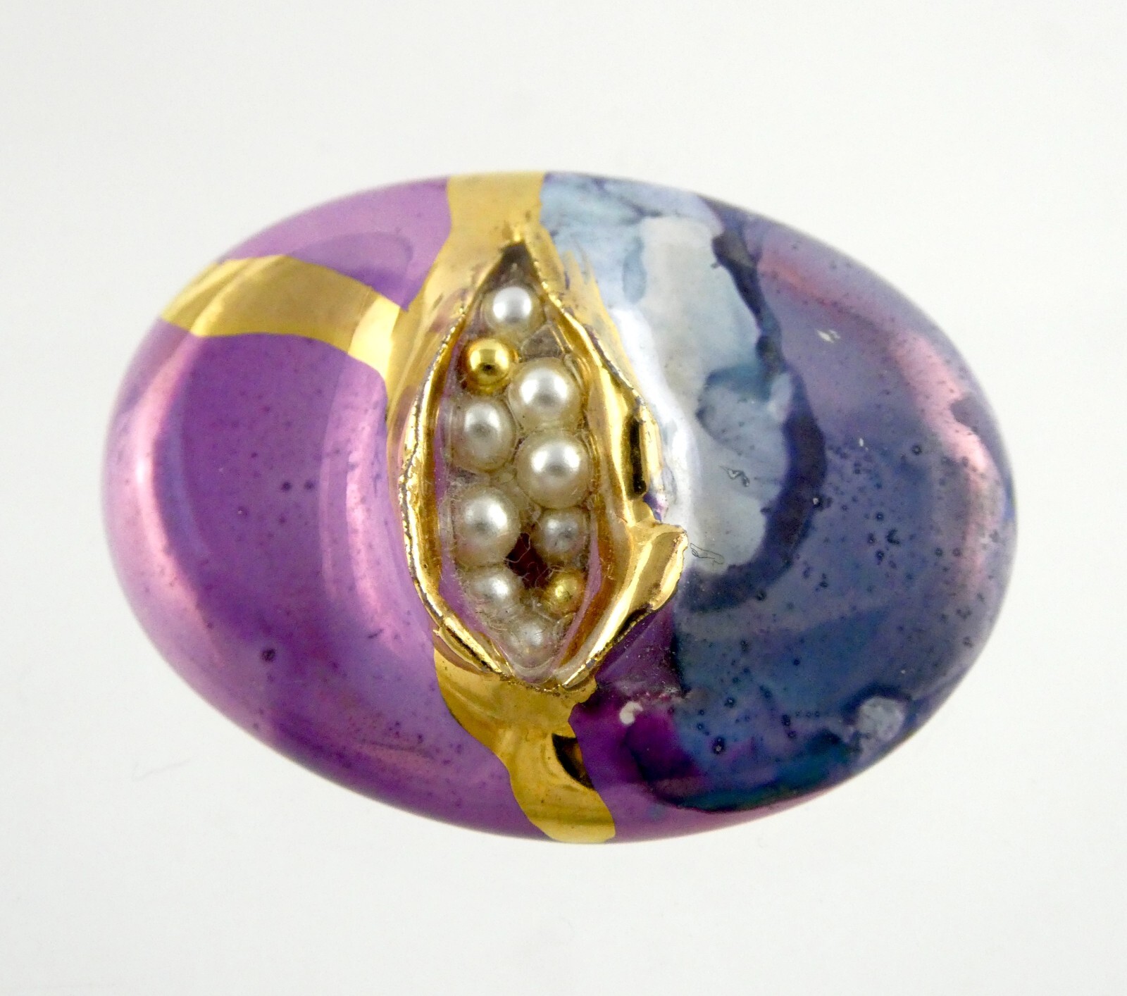 Vintage Unsigned Ceramic Brooch Faux Pearl Purple and Blue Gold Accent Pin 9.2g