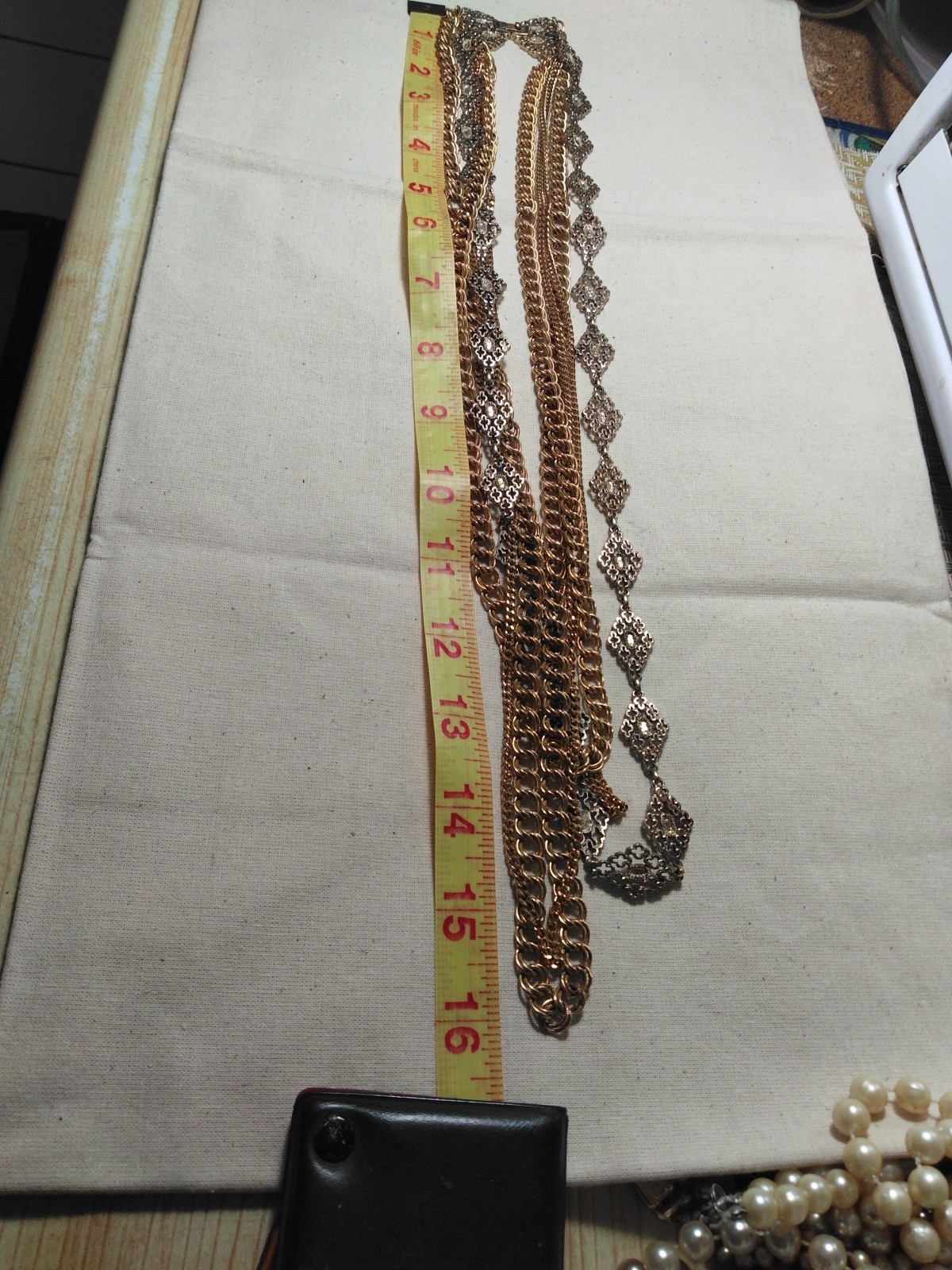 MONET VTG 5 Strand 18″ Different Chains, Cascade Gold Tone Necklace, pre-owned.