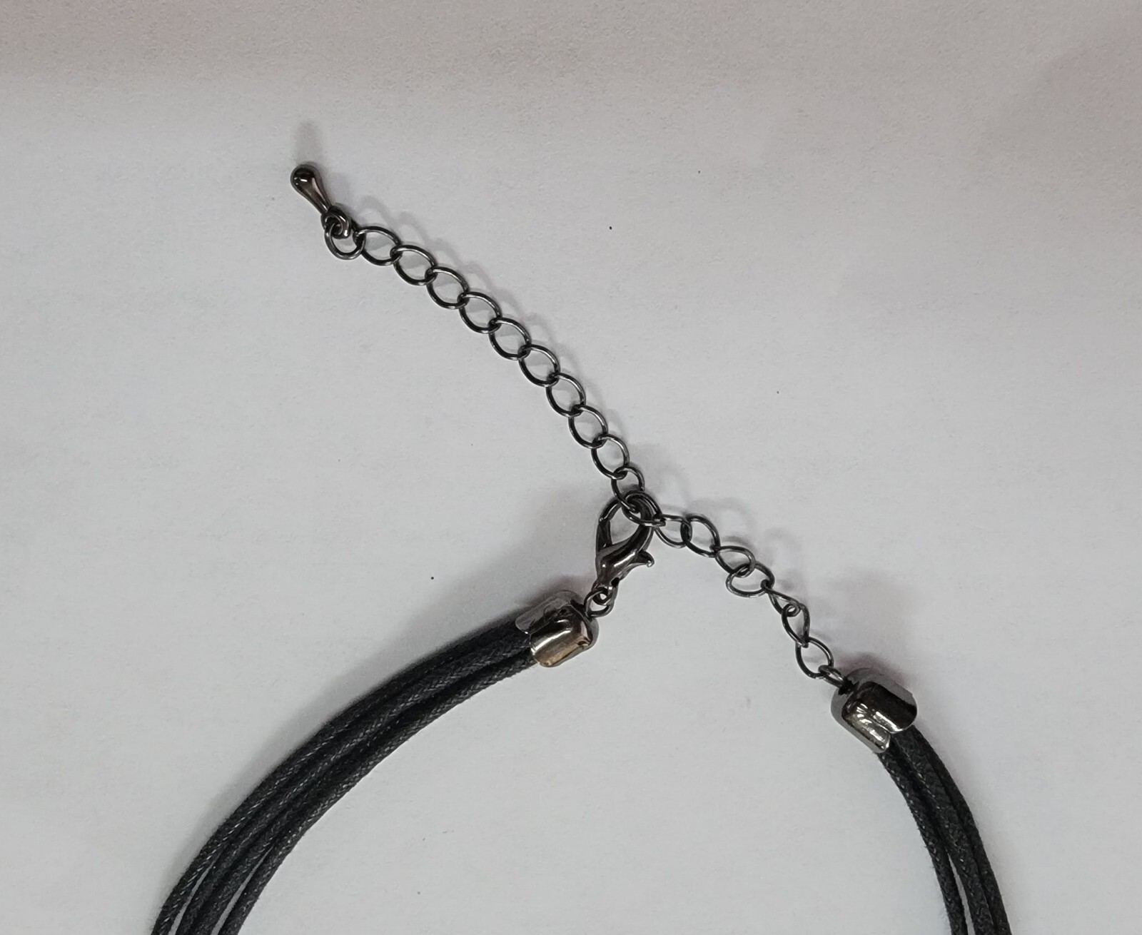 Corded Pearl and Faceted Stone Pendant Necklace 16″ with 3″ Extender Gun Metal