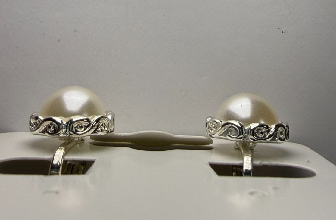 Vintage Silver Tone Clip On Earrings Faux Pearl Embellished Setting 1cm