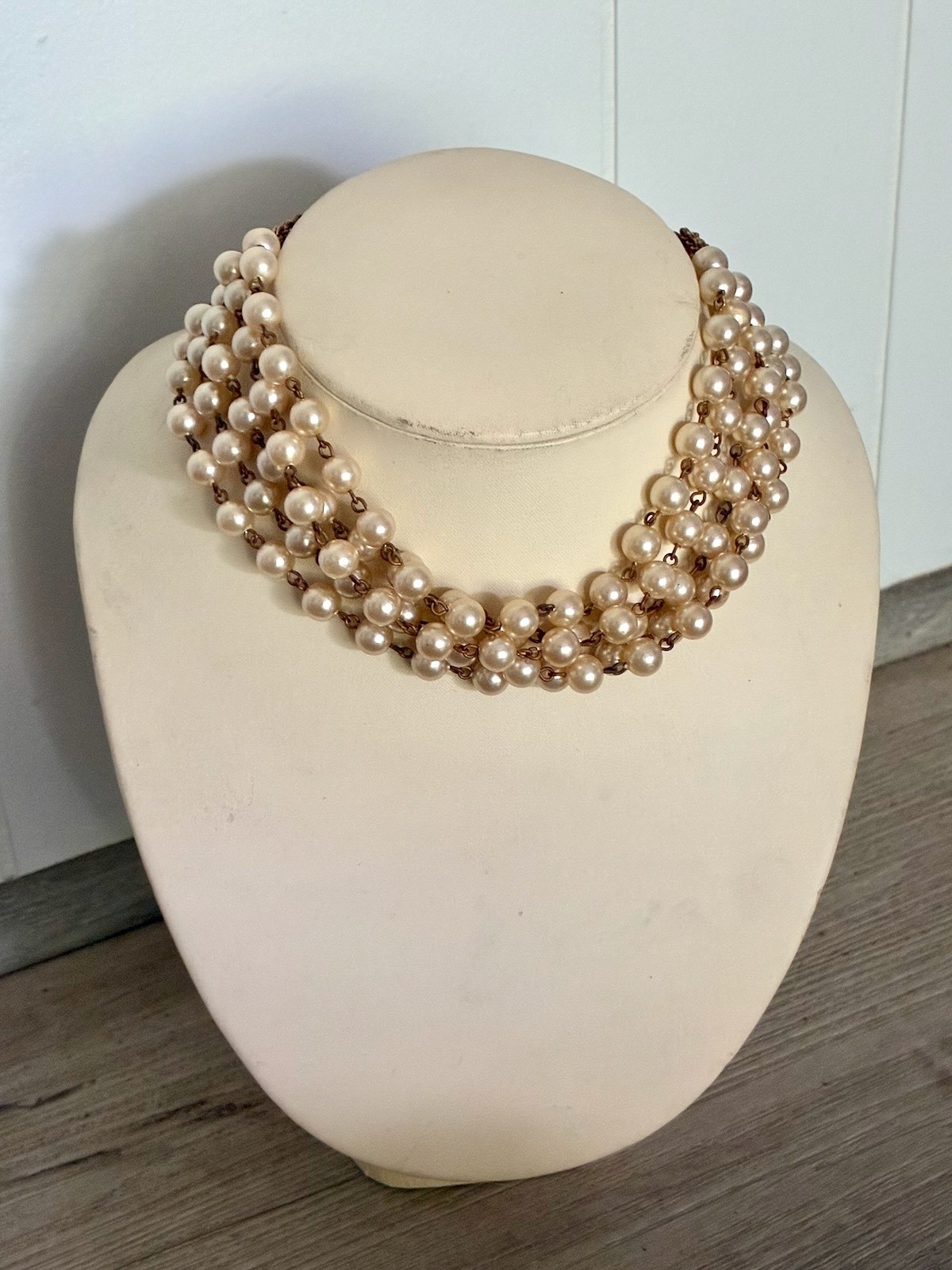 EARLY 1940s MIRIAM HASKELL PEARL NECKLACE Unsigned