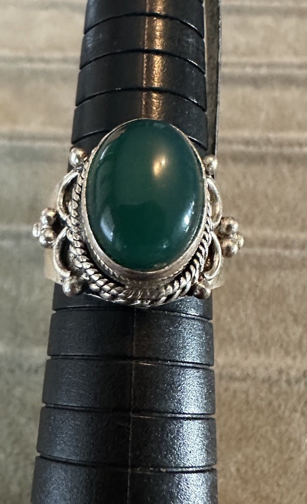 Vtg 925 Sterling silver Tibetan green bloodstone ring Sz 7.75