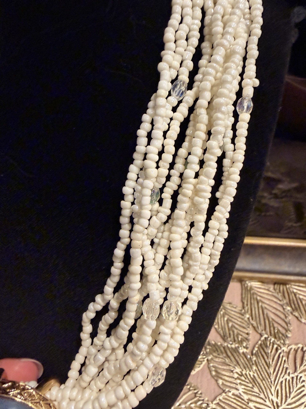 Vintage Avon NR (Nina Ricci) Cameo Choker Necklace