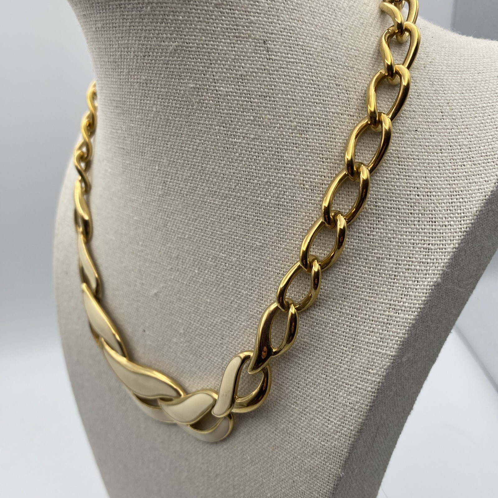 Vintage Napier Off White Enamel Wave Choker Necklace Gold Tone Chain