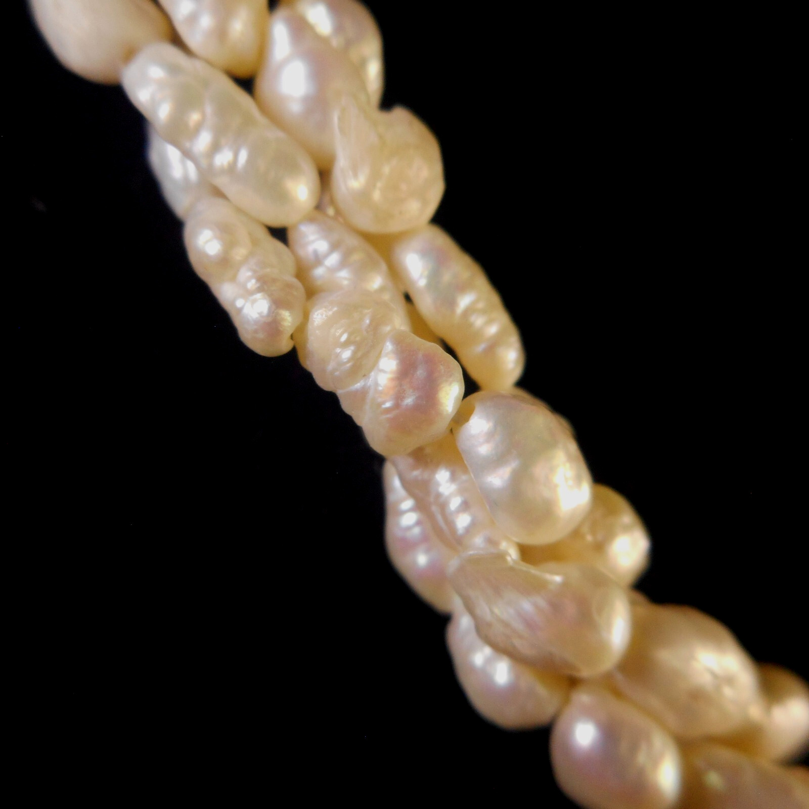 Vtg Artisan Rice Pearl 4 Strand Twisted Bead Necklace Silvertone Hook Clasp 20″