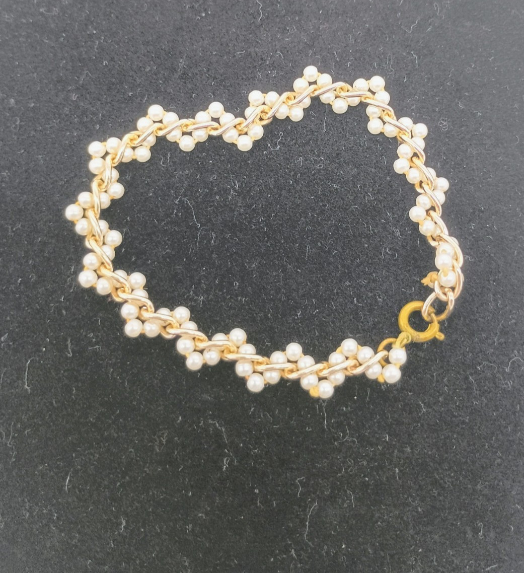 Gold Tone Woven Faux Seed Pearl Dainty Bracelet 7″ Ring Clasp Hand Knotted