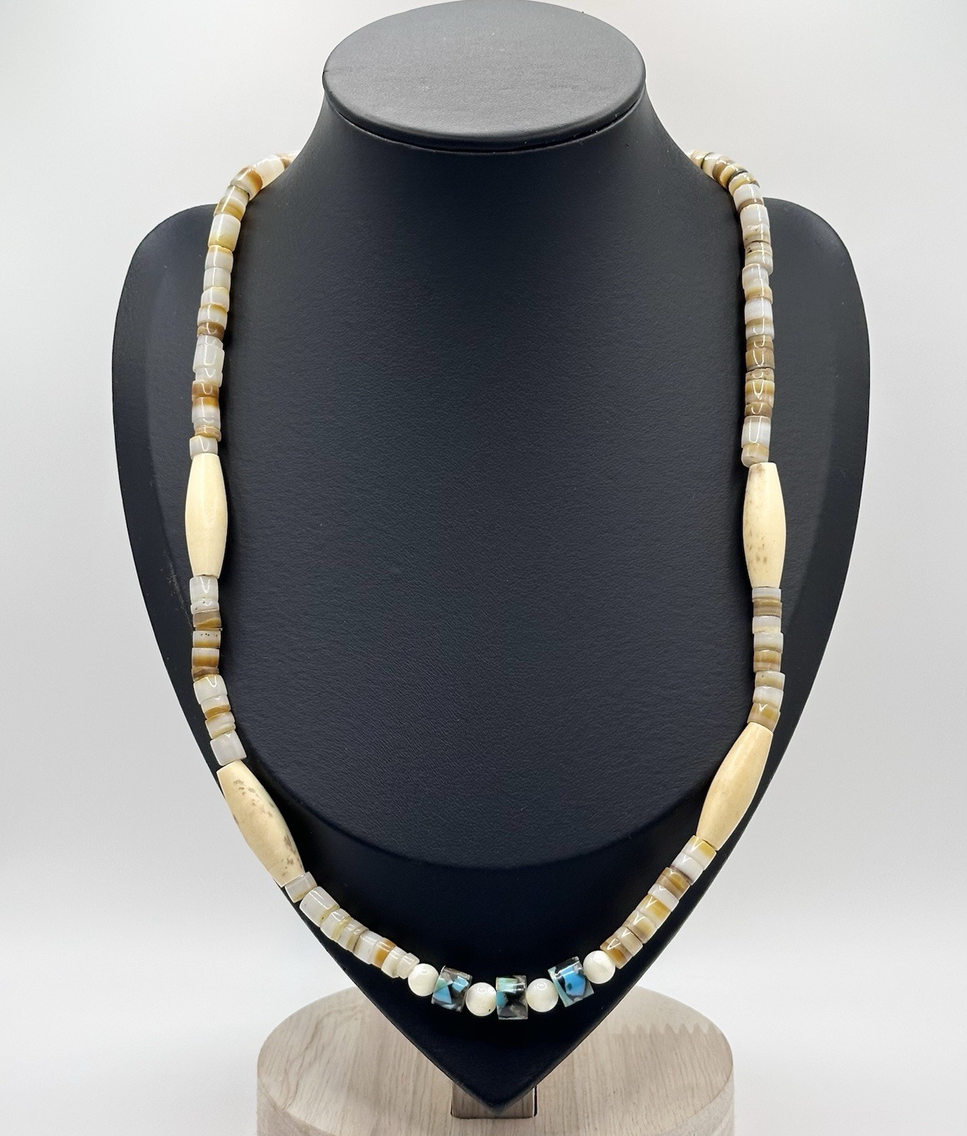 Vintage Heishi Shell Bead Necklace Mother Of Pearl Southwestern Boho Beach 20”