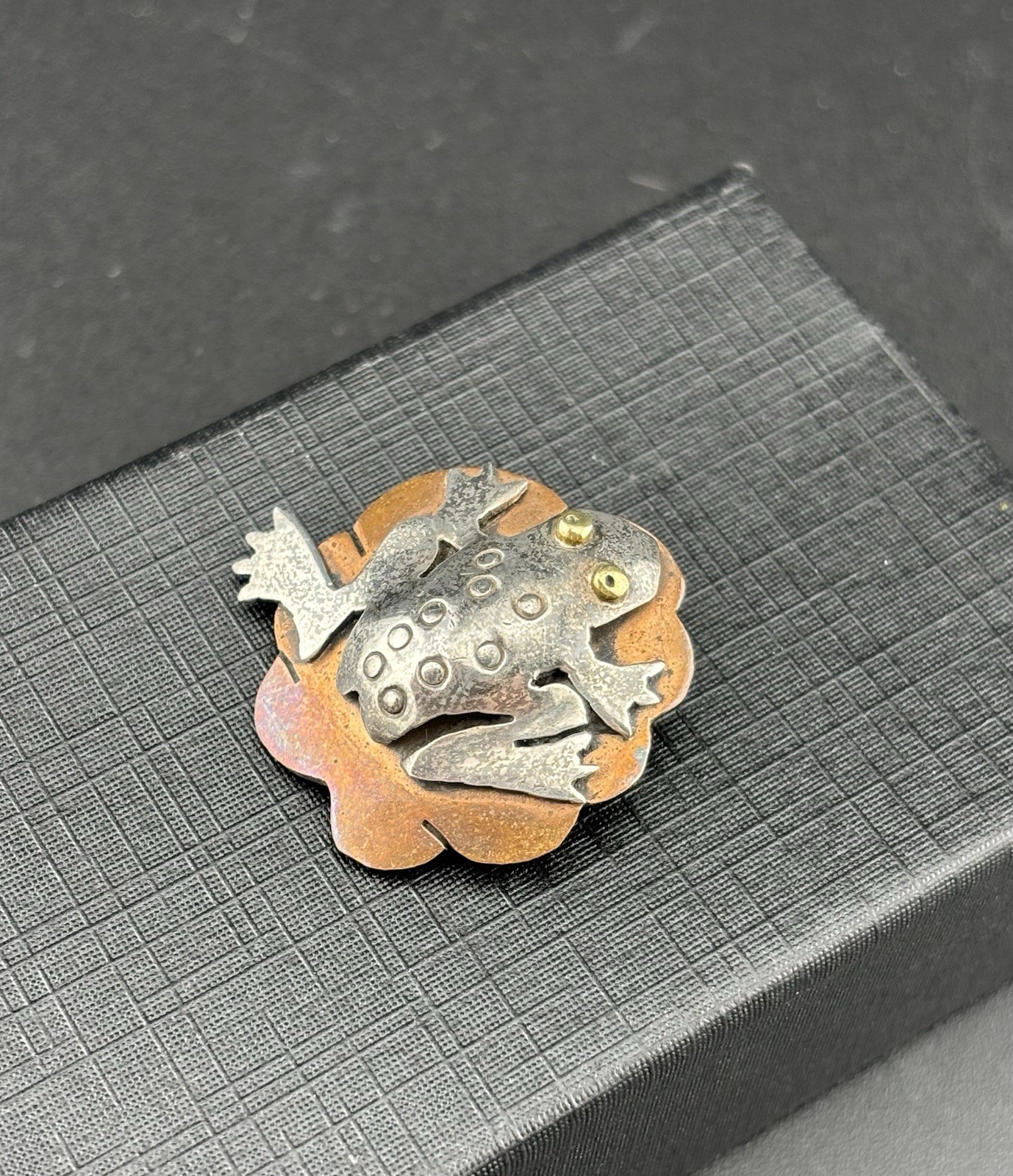 Far Fetched Frog Toad Mixed Metal Sterling Silver Copper VTG Brooch 1 In