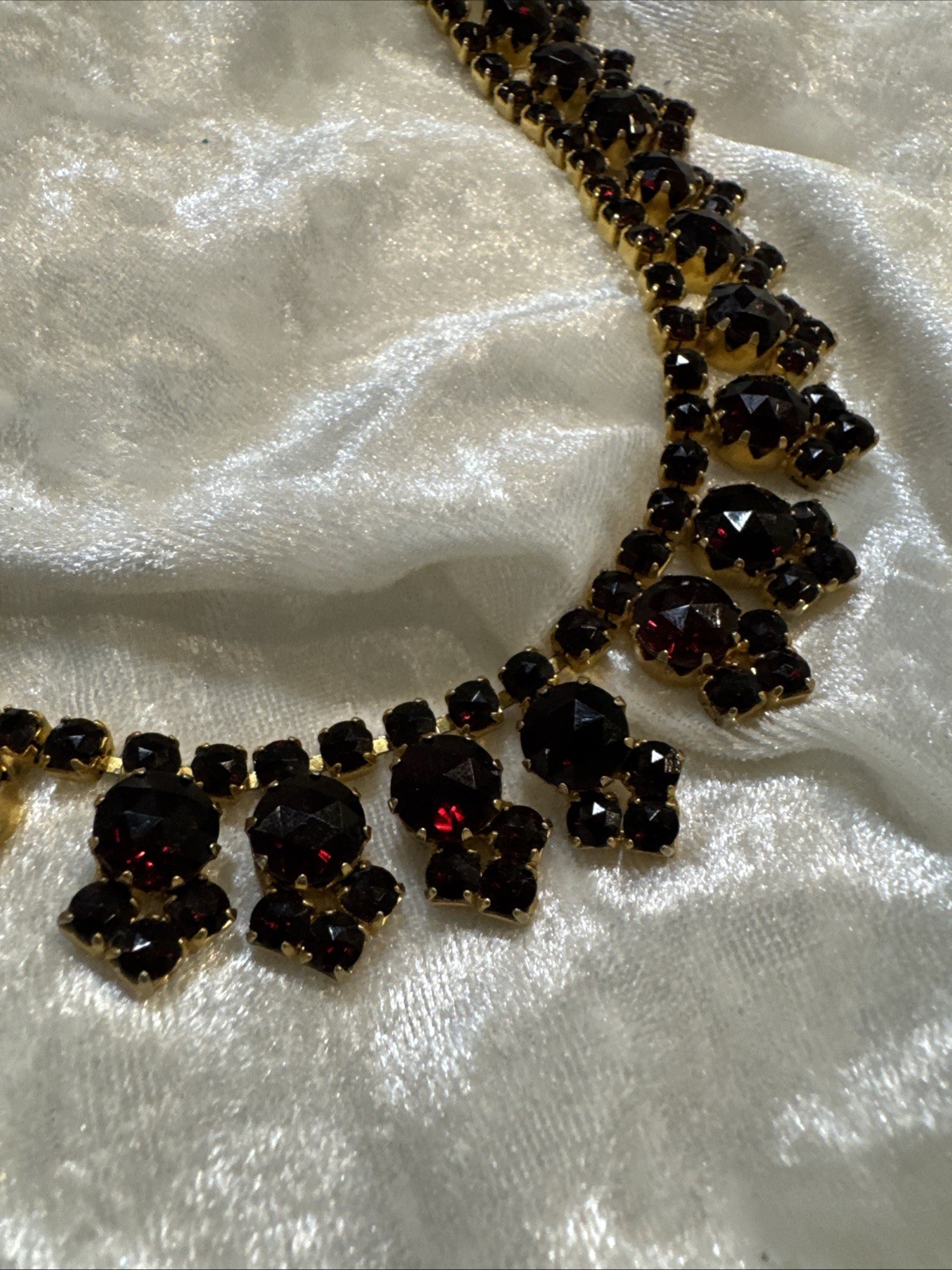 vintage gilt metal garnet necklace