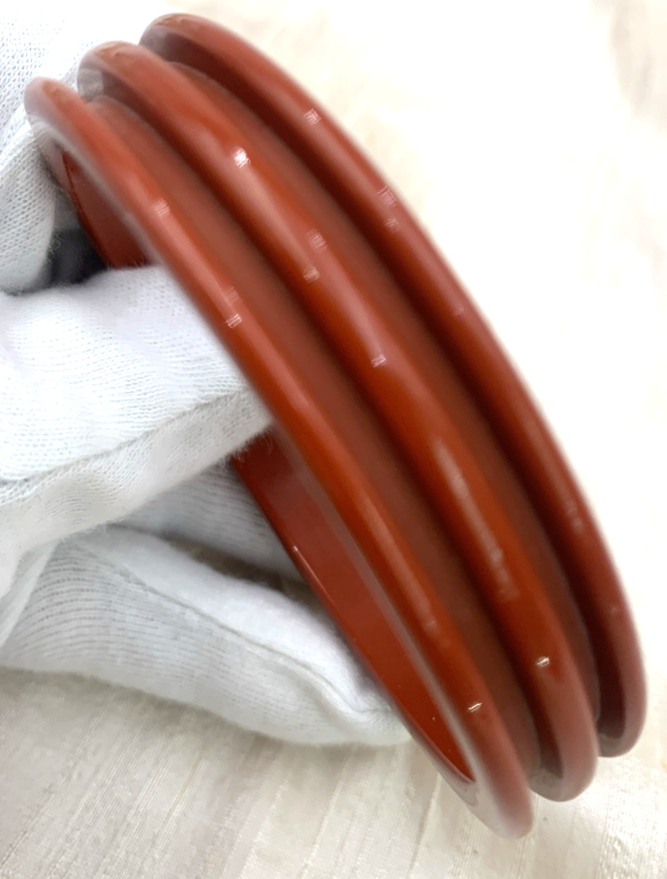 VTG Bangle Bracelet Lucite Plastic Ribbed Burnt Orange Rust Bold 8″ Inside Circ.