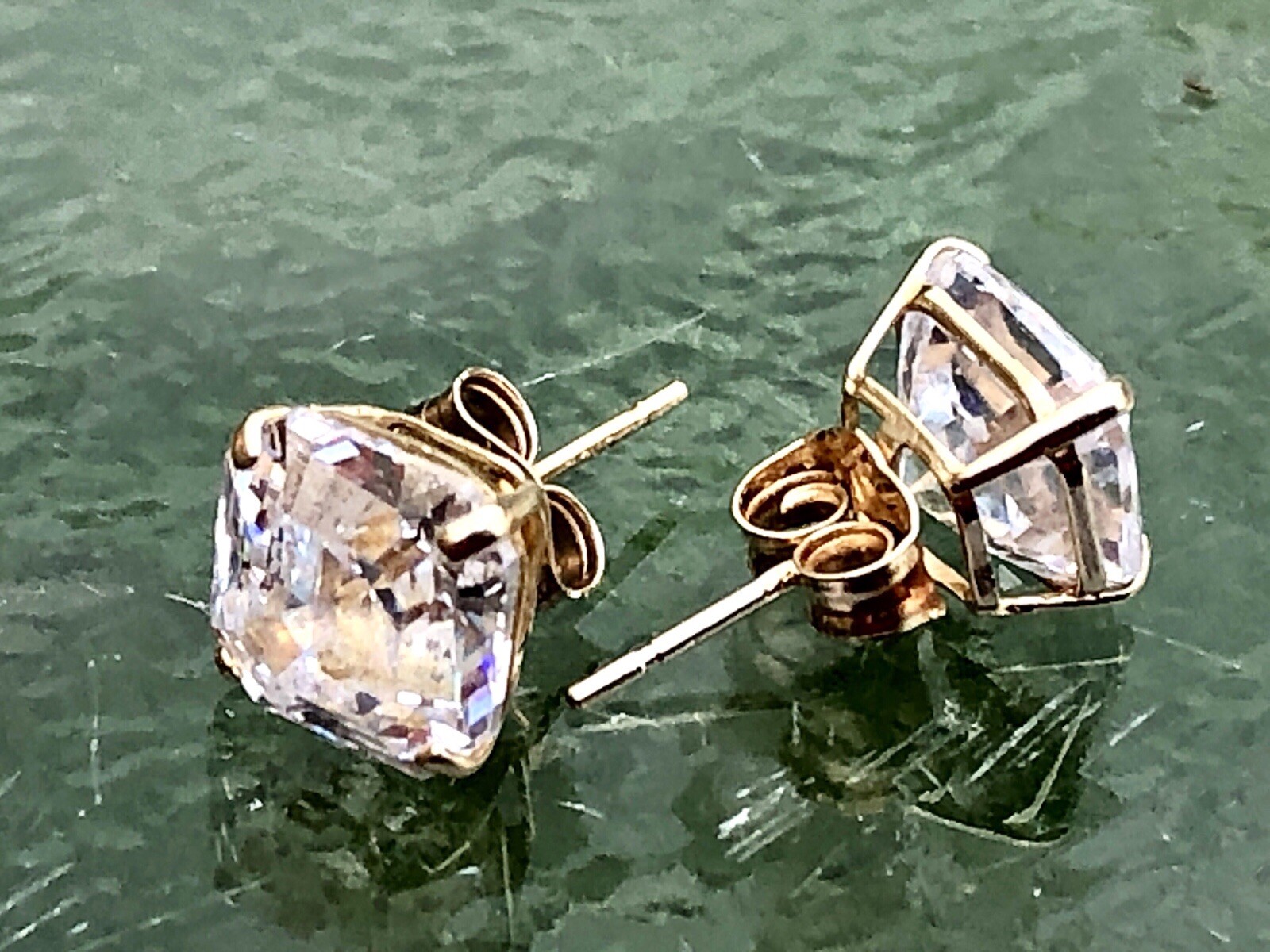 Vtg 14k Cushion Cut 7mm AAA CZ Stud Earrings- Amazing Sparkle Signed 1.6g
