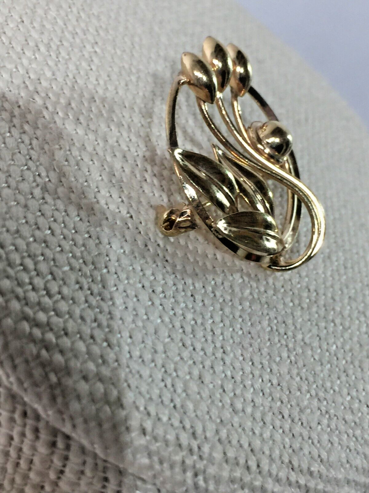 Lovely Vintage BB Binder Brothers 1/20 12K Gold Filled Flower Pin Brooch, 1 1/4″