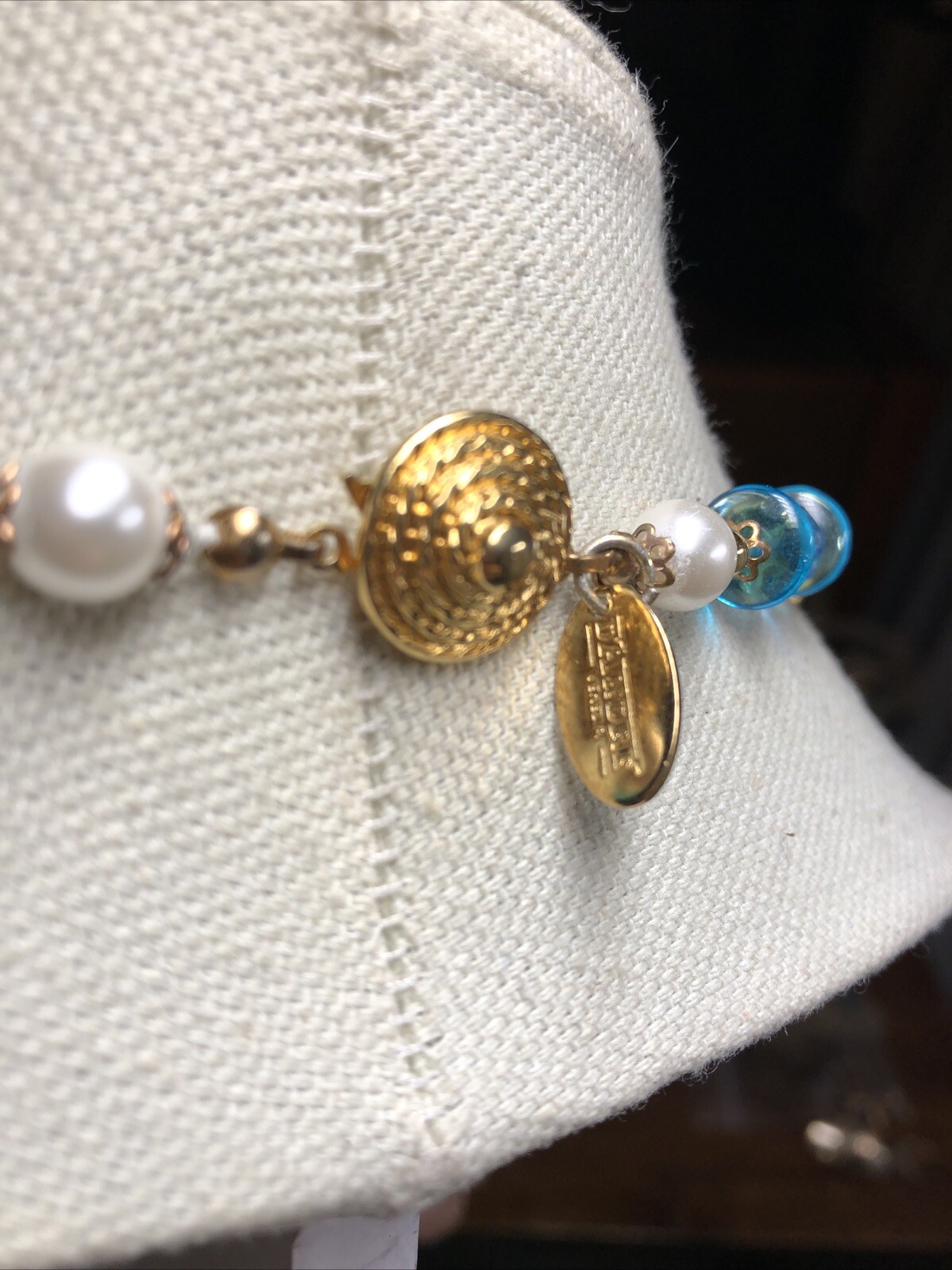 20. DAndre Venezia Gold tone Spacer Pearl Blue Yellow Glass bead Necklace 28″