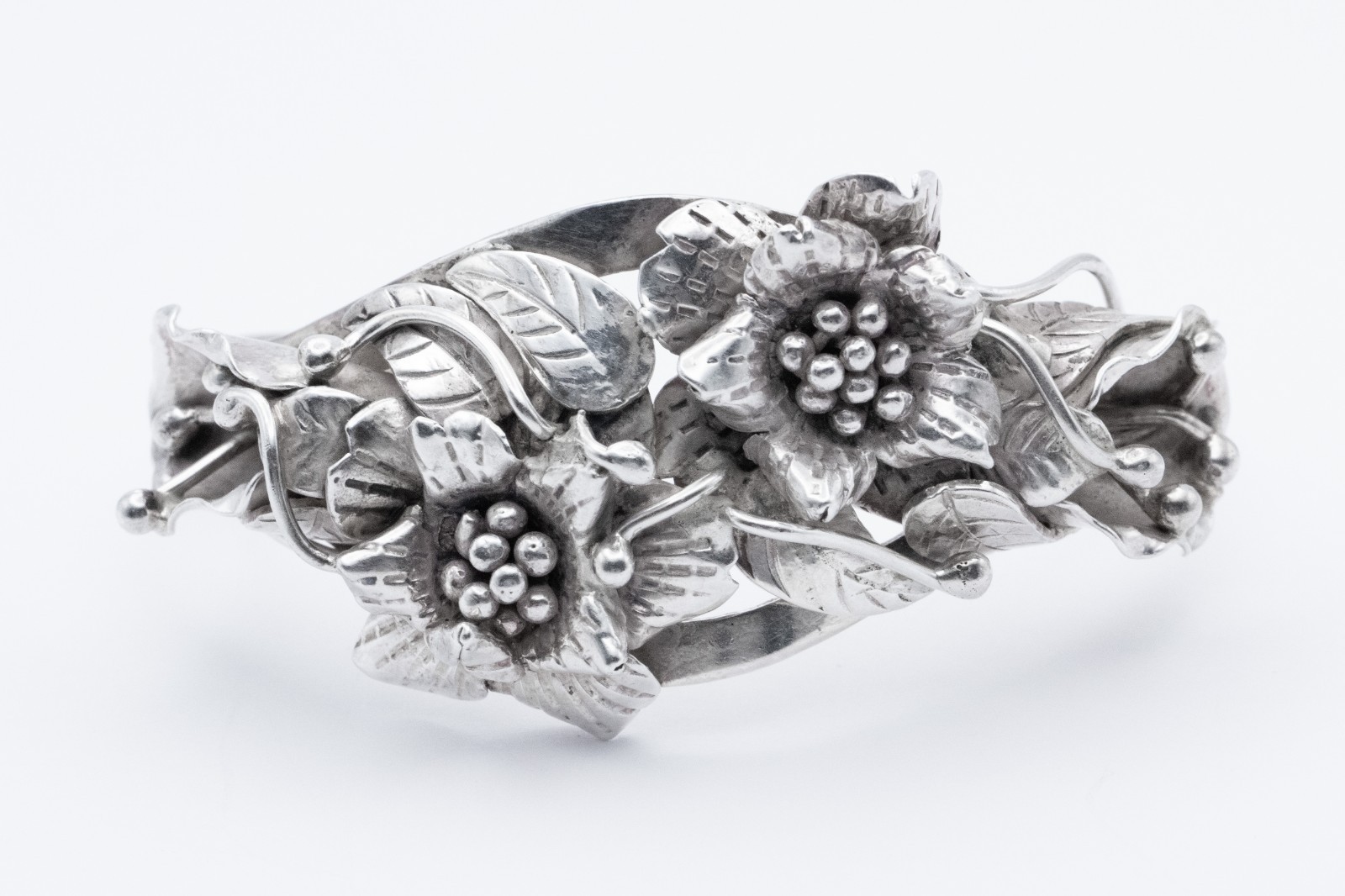 Sterling Silver 925 Floral Bangle Cuff Bracelet Flower Leaf 51.95g Hobé Maybe