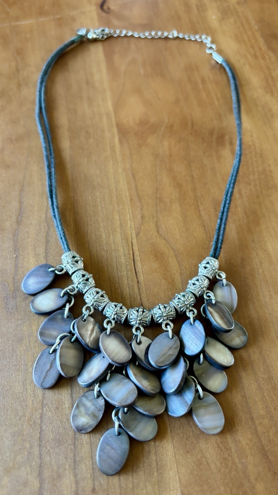 Vintage Lia Sophia Necklace – 16” Long With 3” Extender