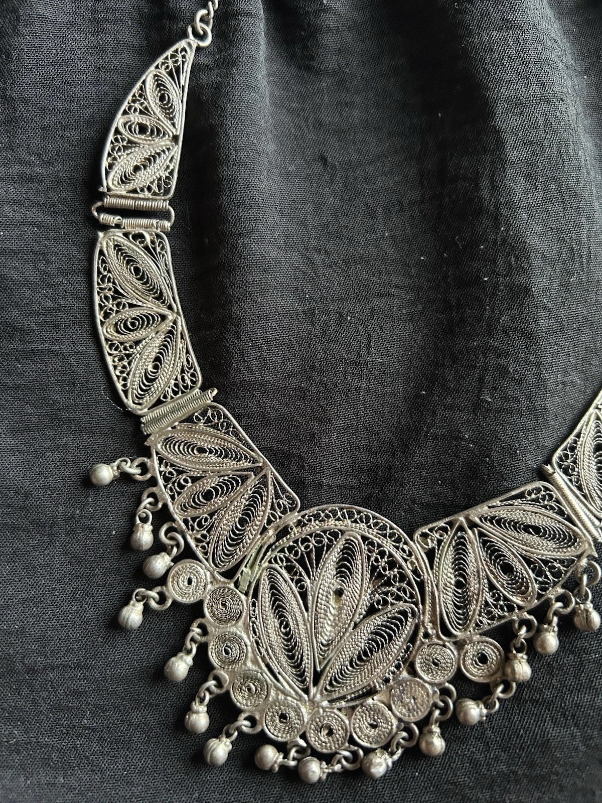 VTG Rare Spun Silver Filigree Artisan Flower Dangle Bib Statement Panel Necklace