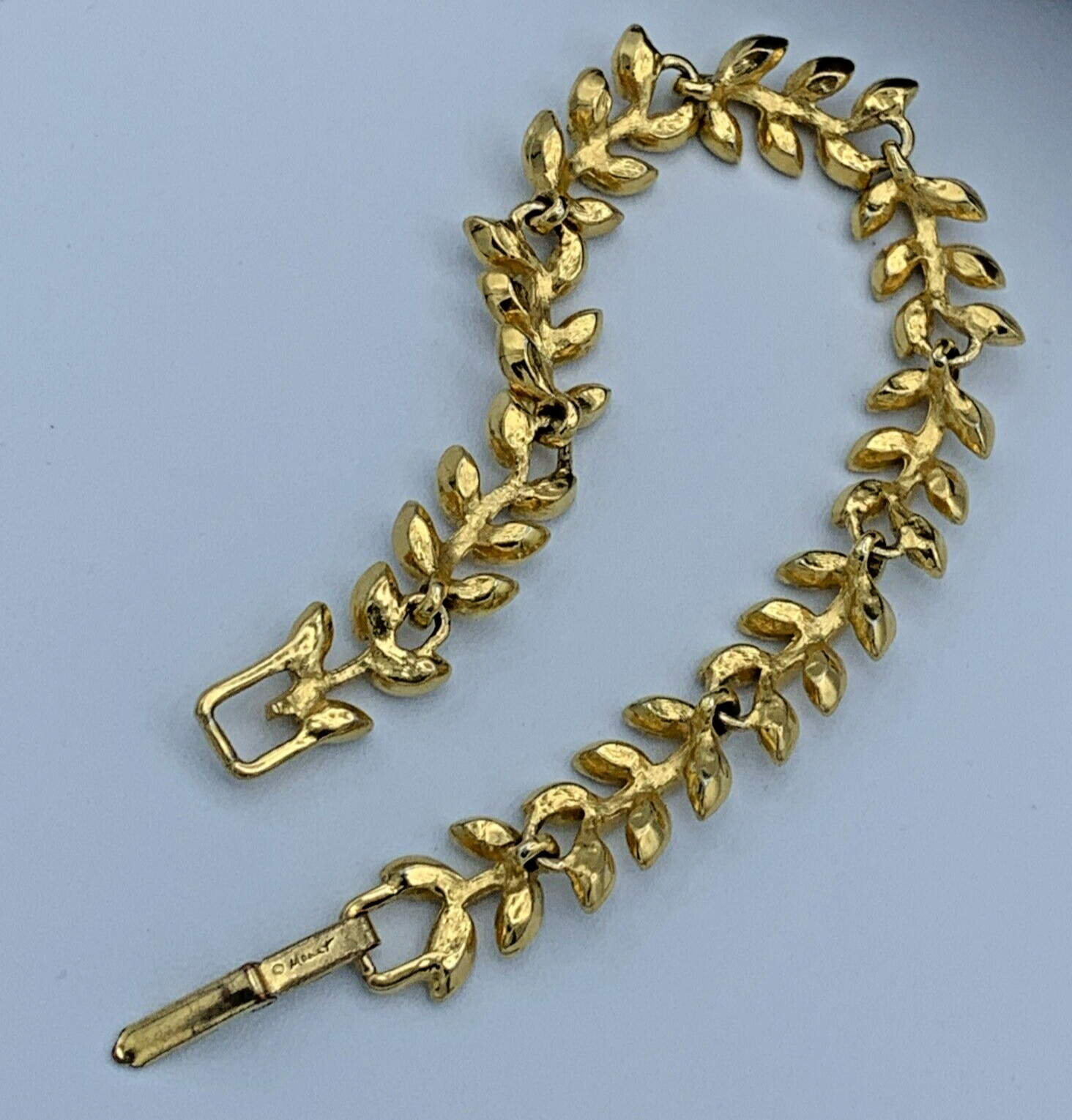 Monet 7.25 in Gold Tone Crystal Leaf Bracelet B3-27
