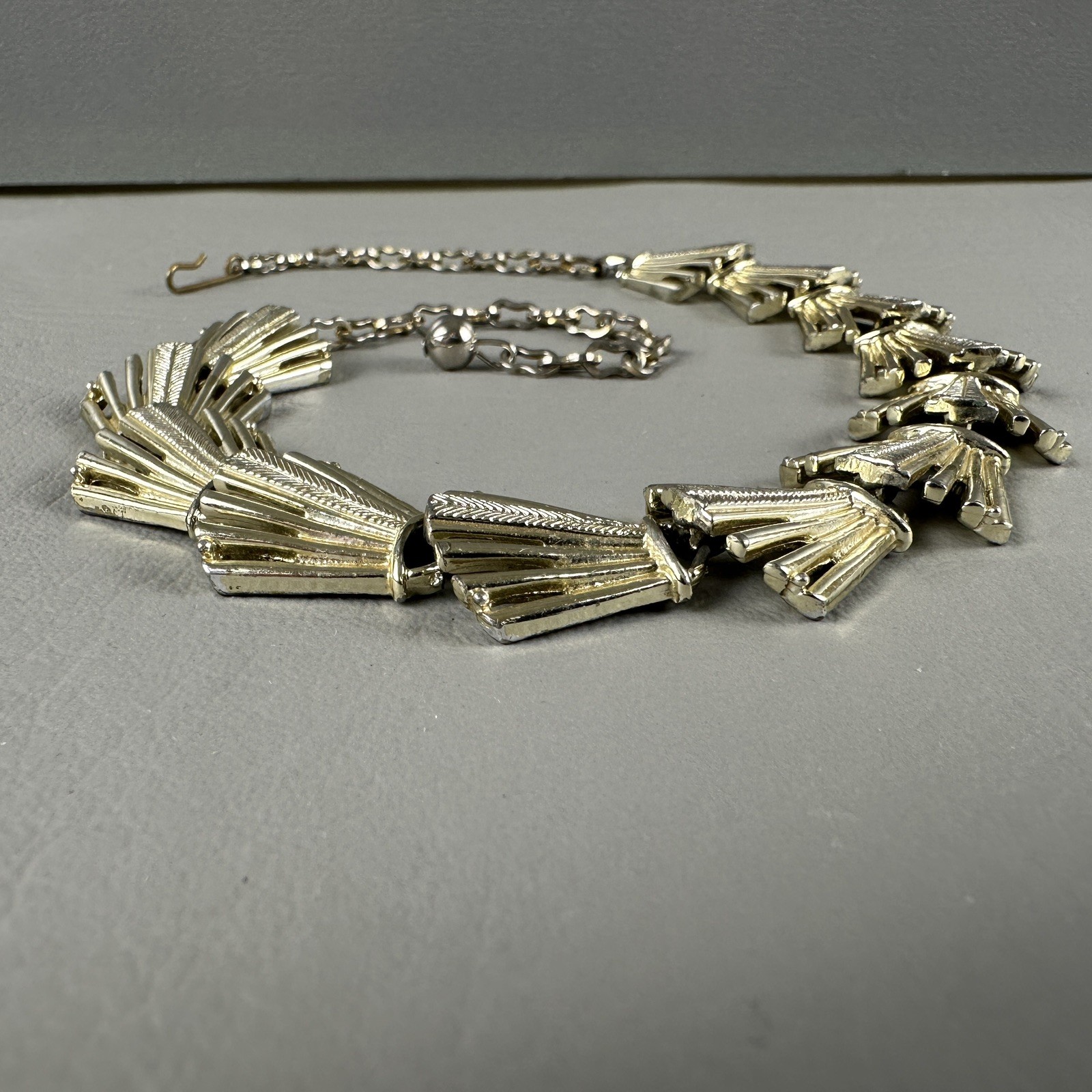 Vintage Art Deco Link Necklace Gold Tone Fan Statement Adjustable 13–14″