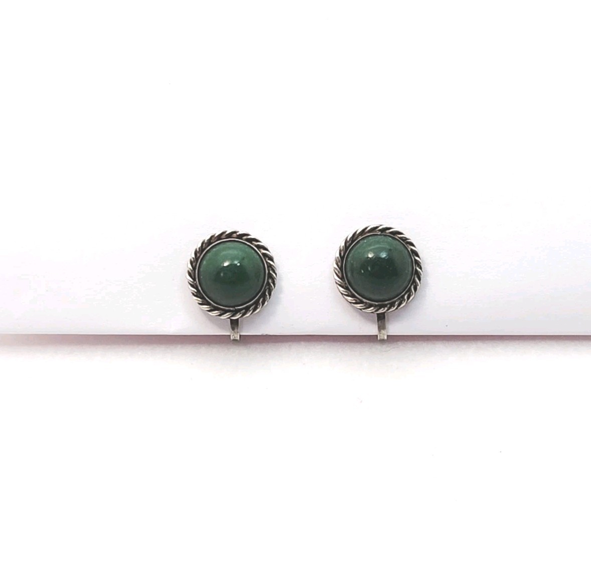 Vintage Sterling Silver Dark Green Cabachon Stone Stud Earrings Screw Back 925