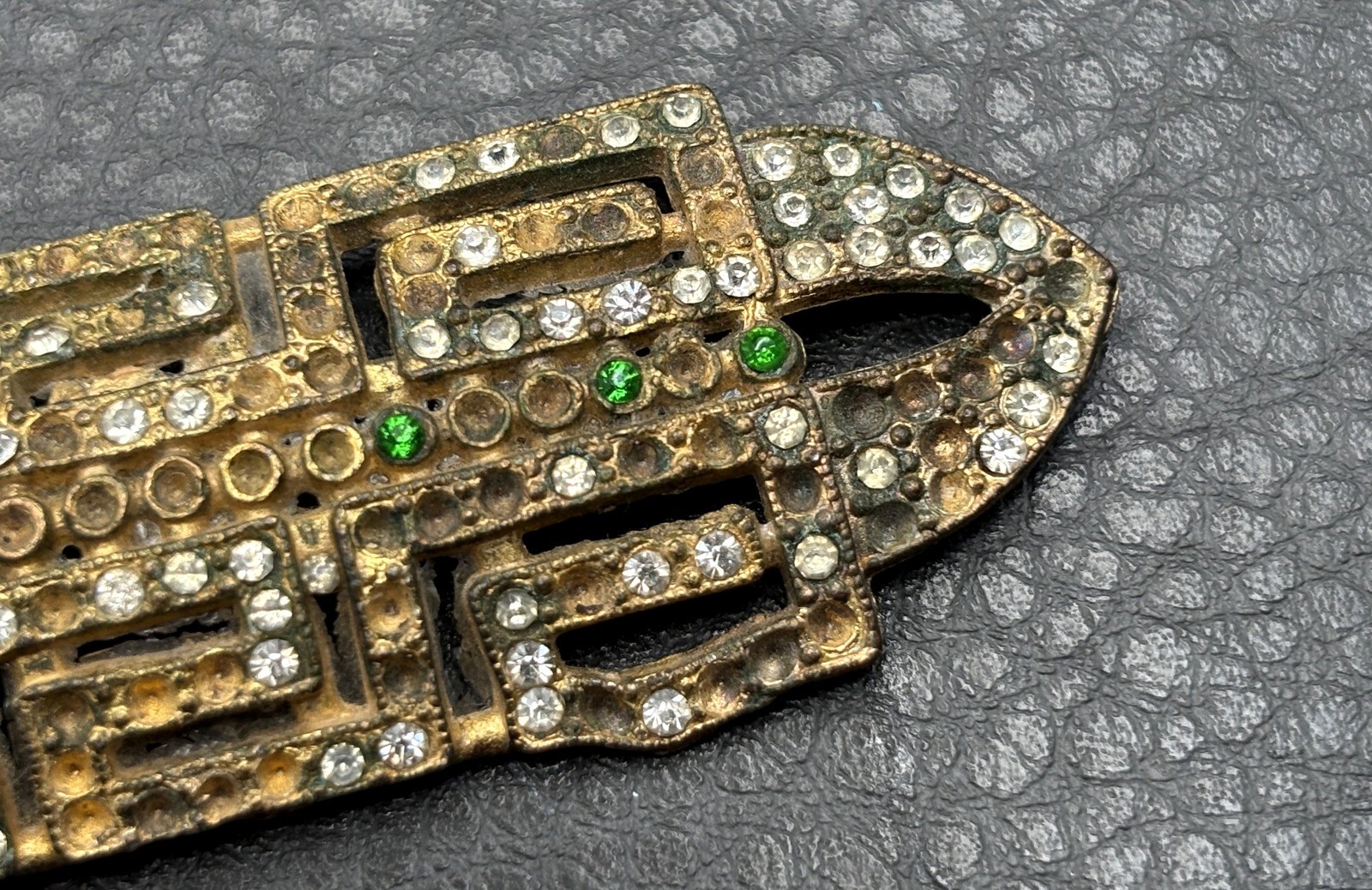 APEX Art Deco Rhinestone Gold Tone Pot Metal Dress Clip Brooch Vintage READ