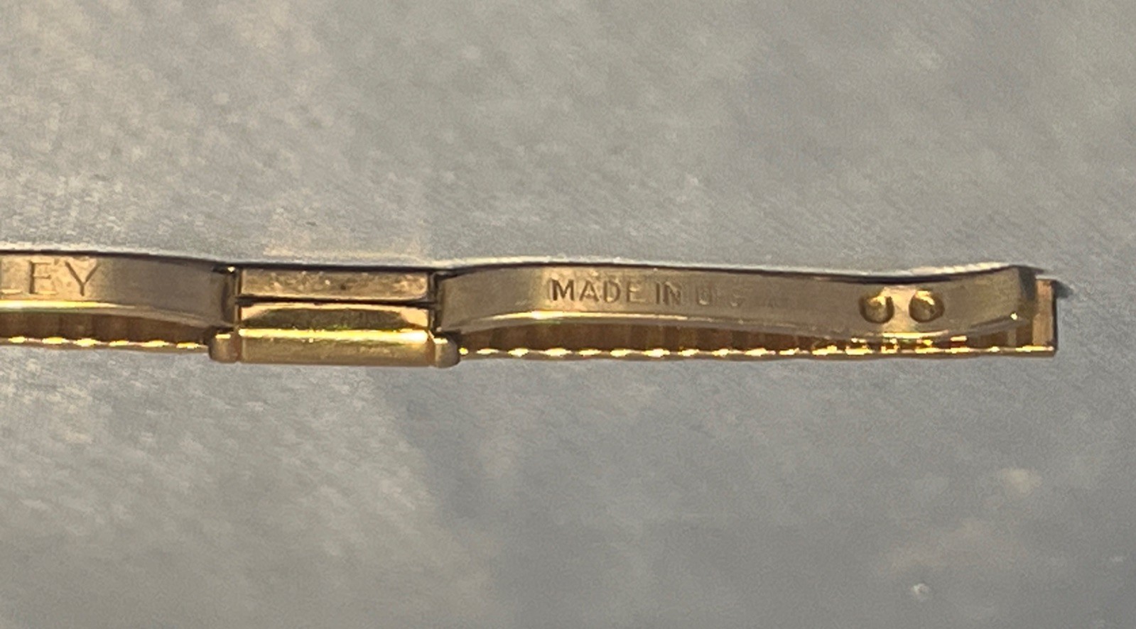 Vintage Hadley Fancy Collar Bar/Stay/Gold Plated Brass/Signed/USA/2 1/8 Inches