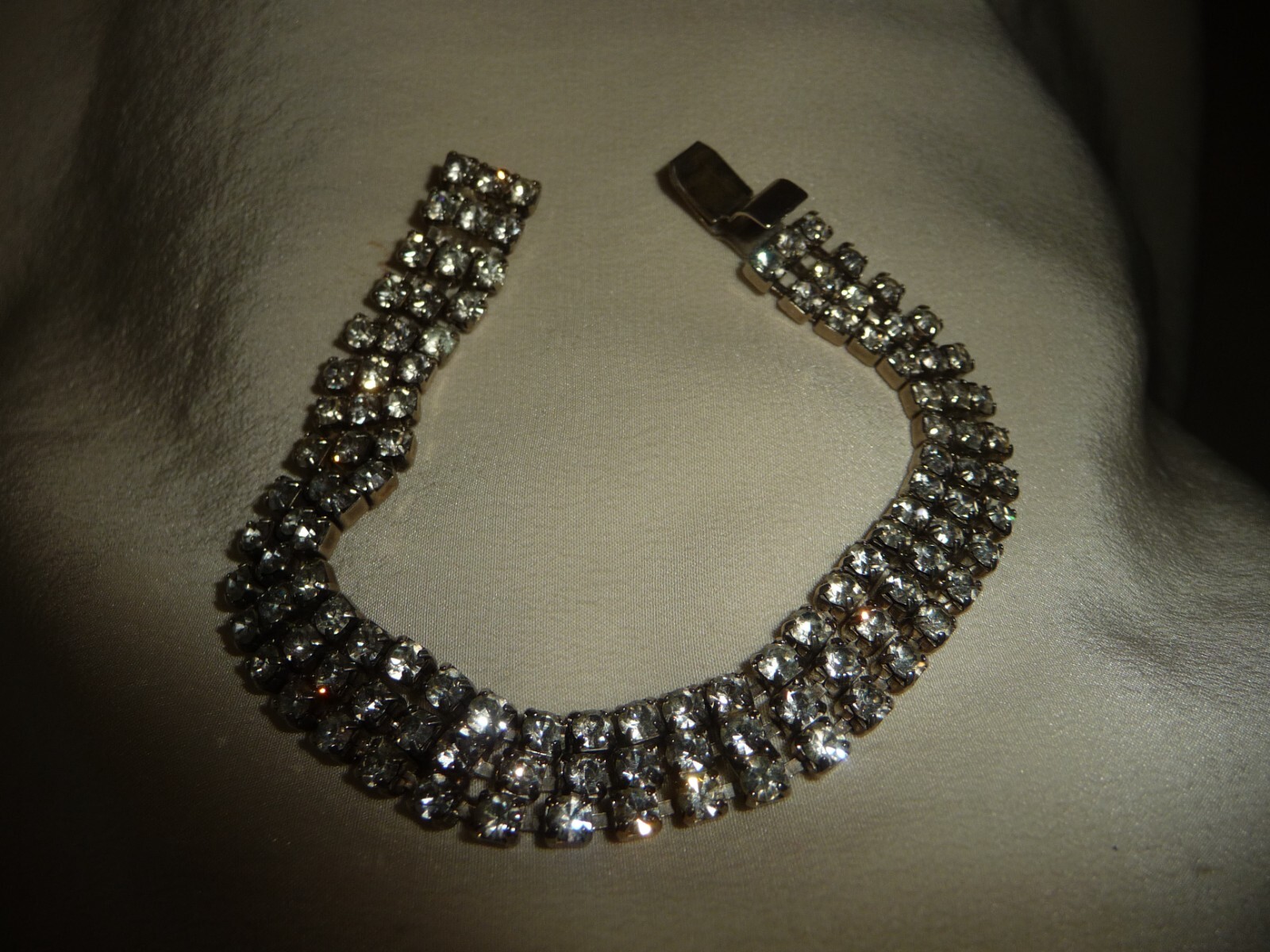 3 ROW RHINESTONES 7″ L x 1/2″ W #5/2A
